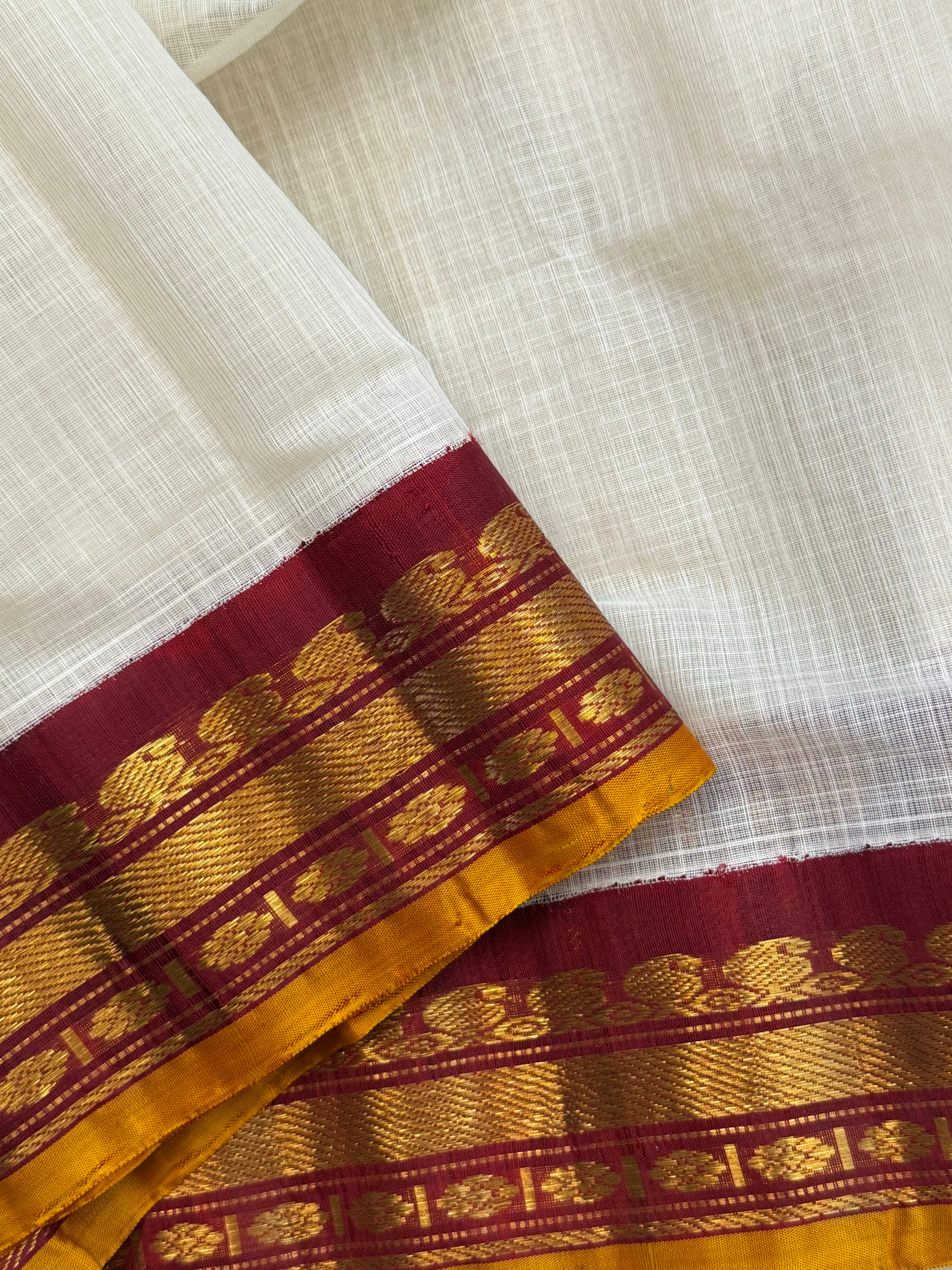 Offwhite and araku korvai / Gadwal cotton (No Blouse)