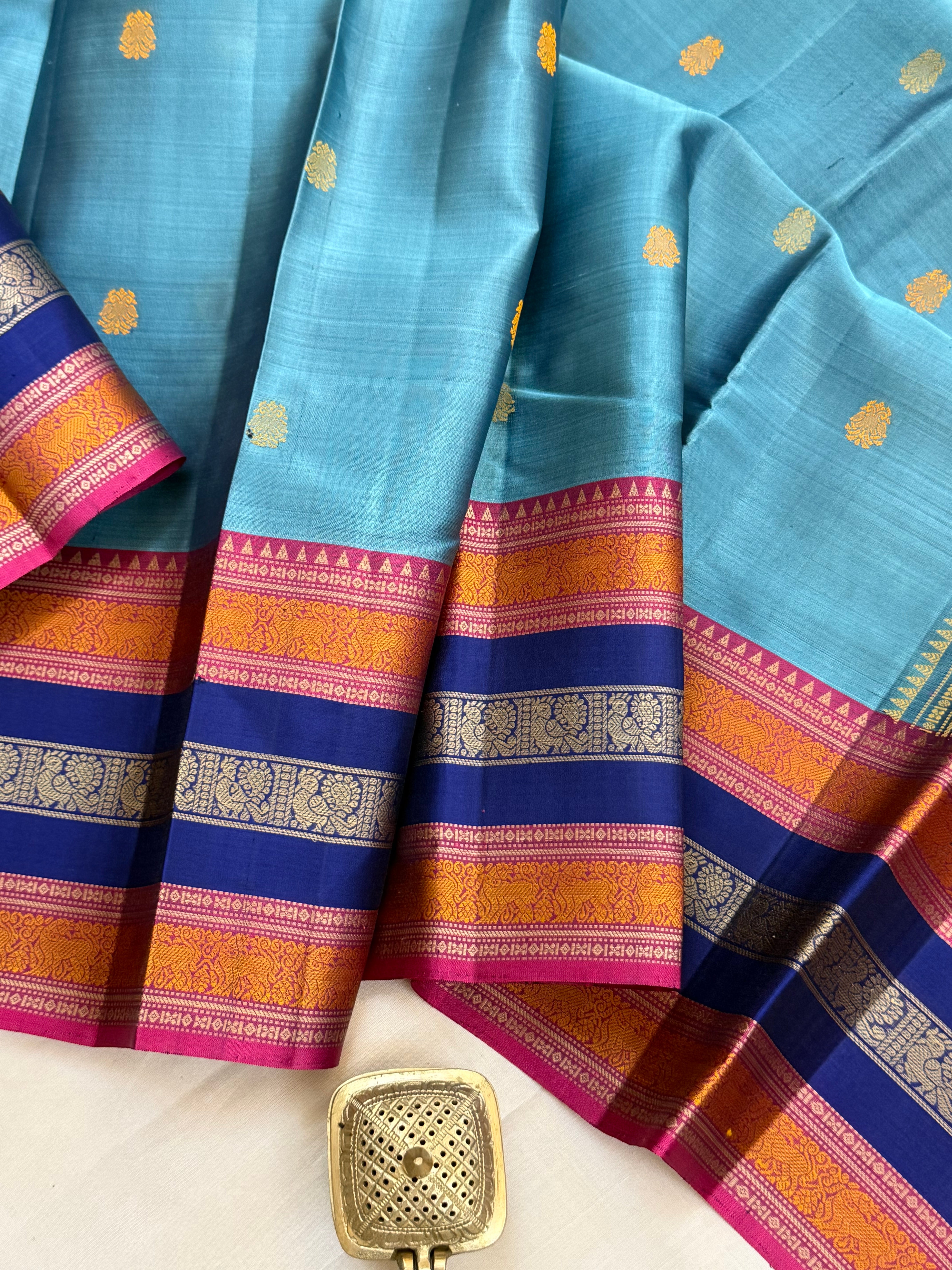 Mayilkazhuthu blue butta /Varnangal Thread work  CLSA11266