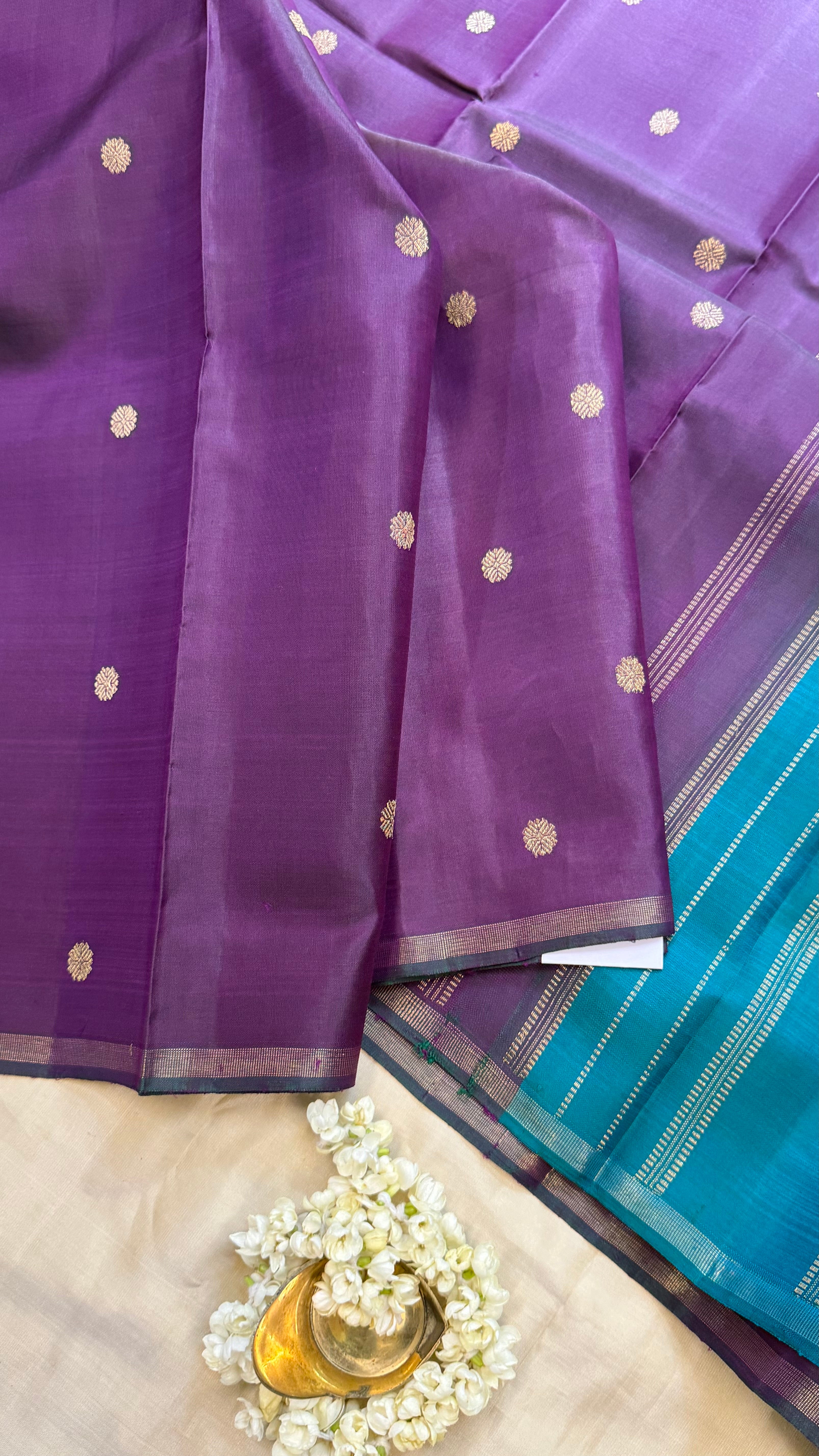 Deep purple and rama green borderless/ Kanjipuram silk