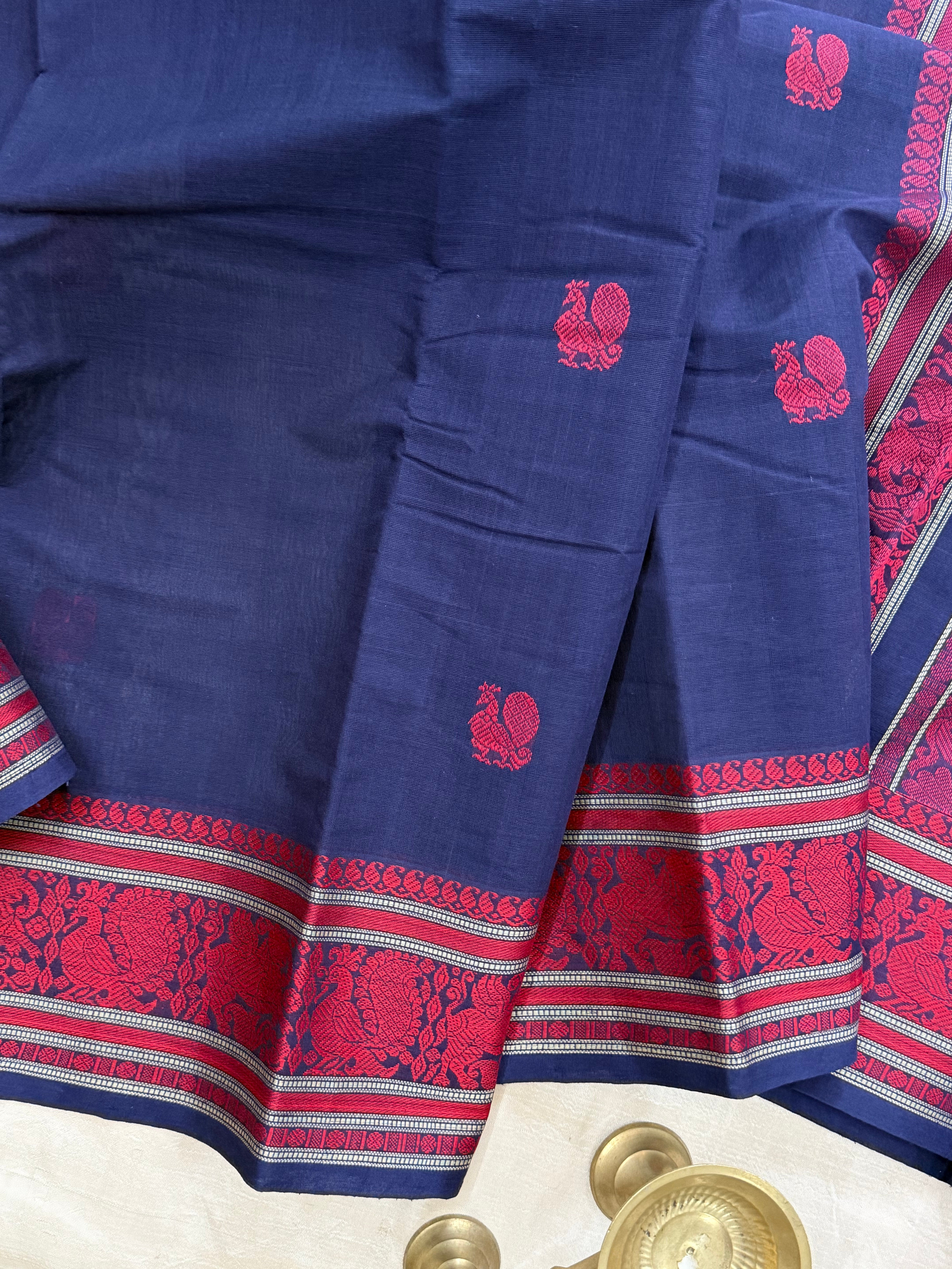 Dark blue and red / Kanchi Cotton