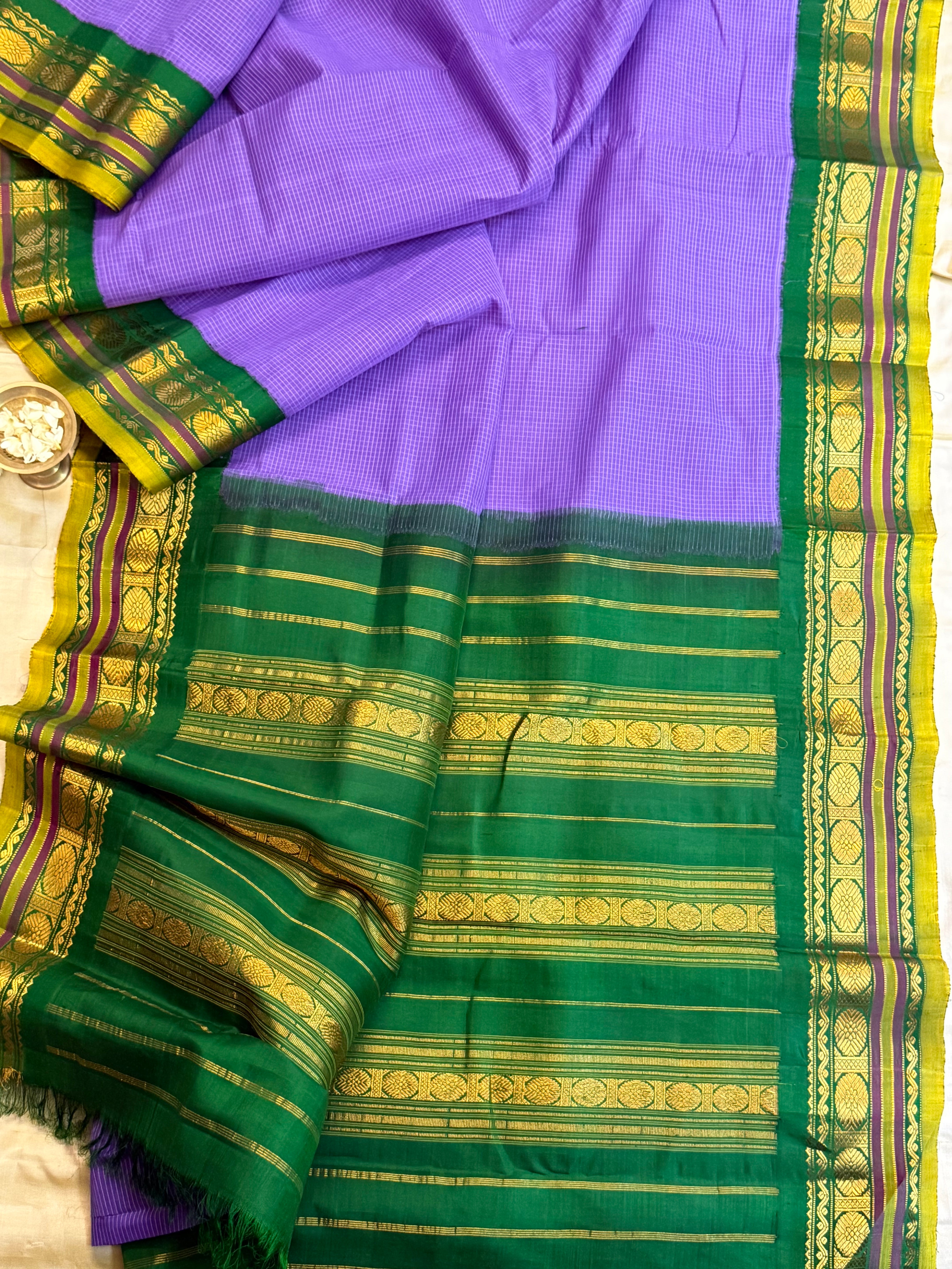 December poo and green korvai / Gadwal cotton ( No Blouse )