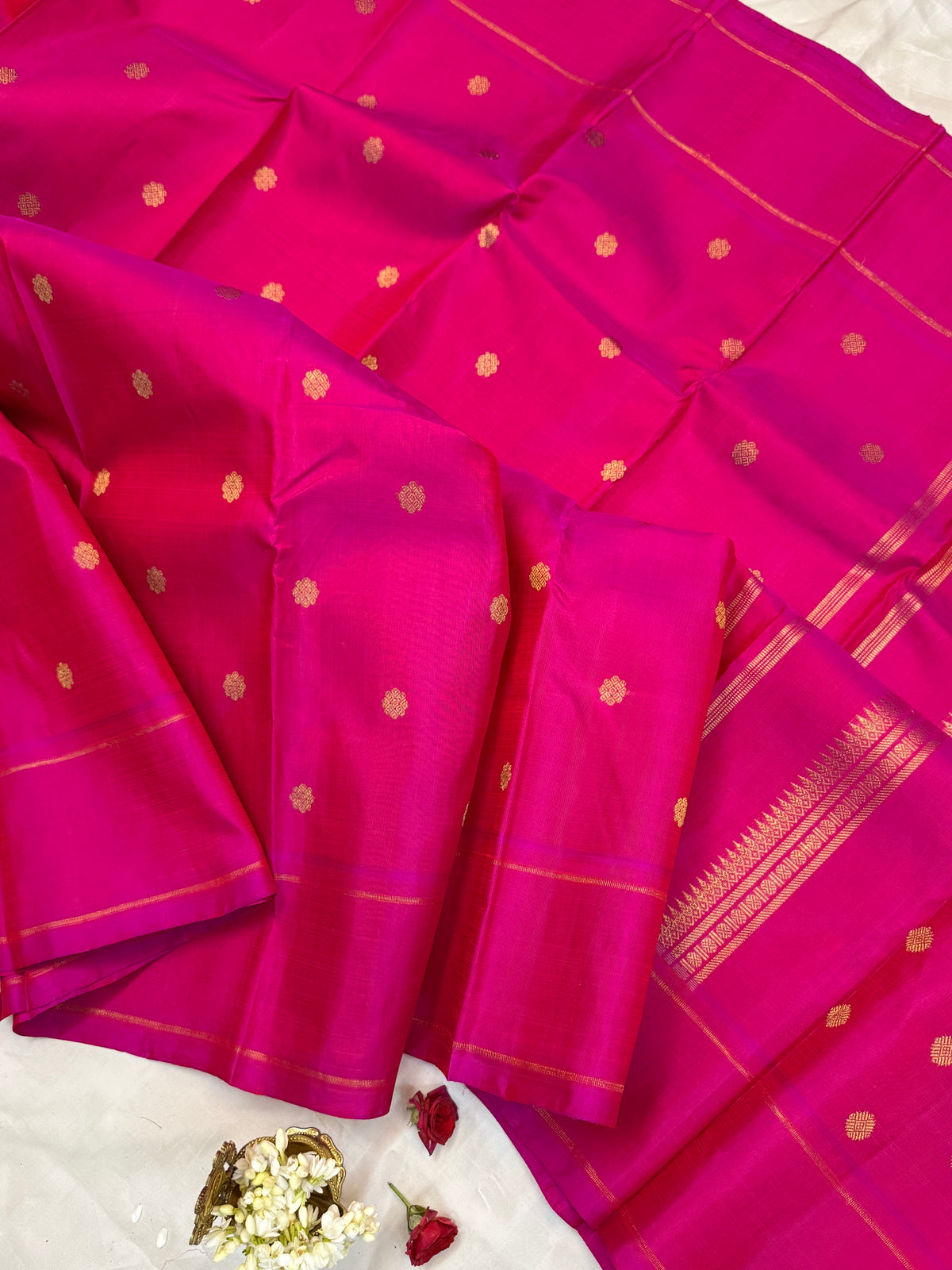 Rani pink zari Butta /kanjipuram silk saree clsa 12848
