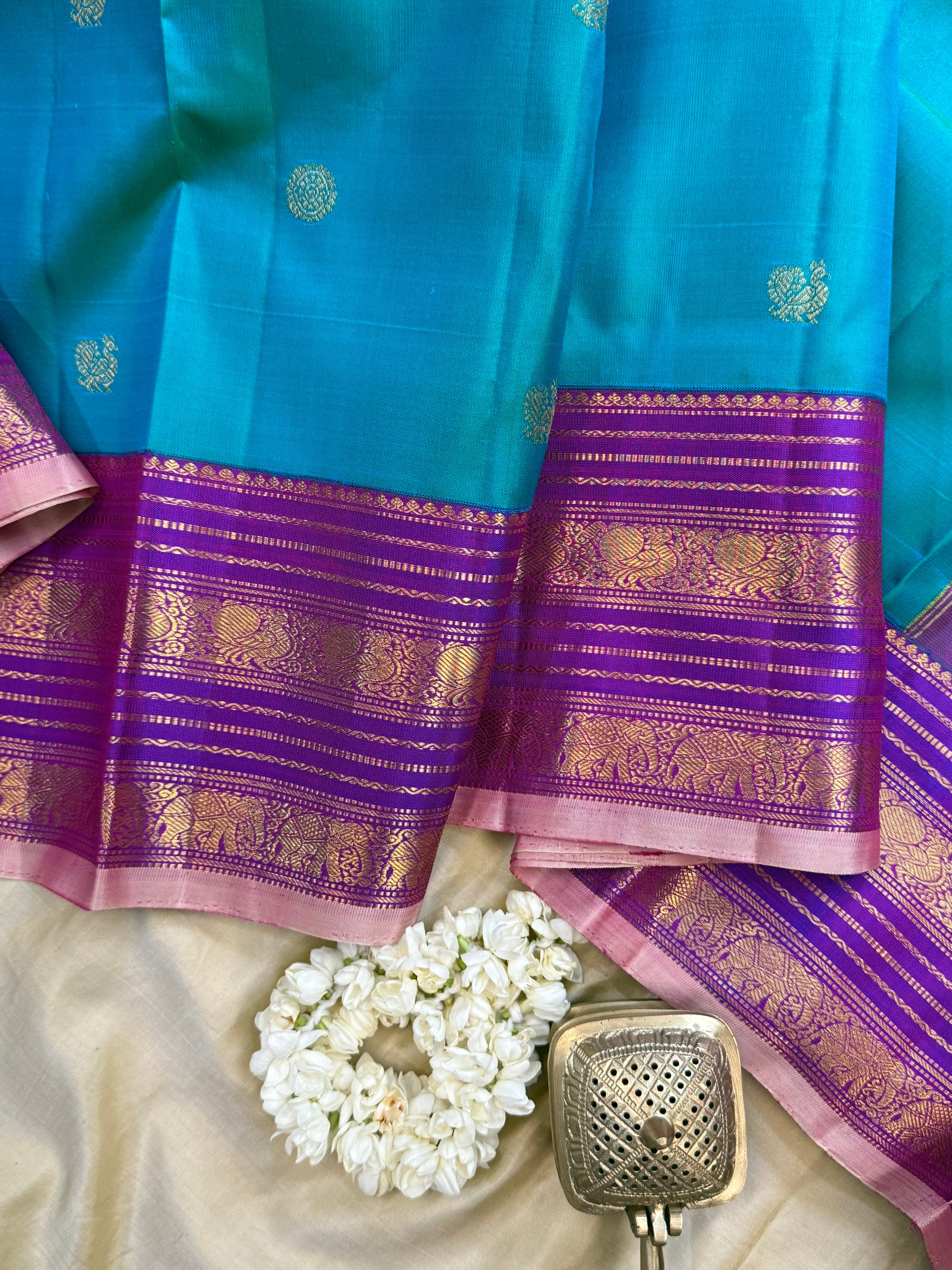 Blue shot green and purple varisapet border/ Arani silk CL10111