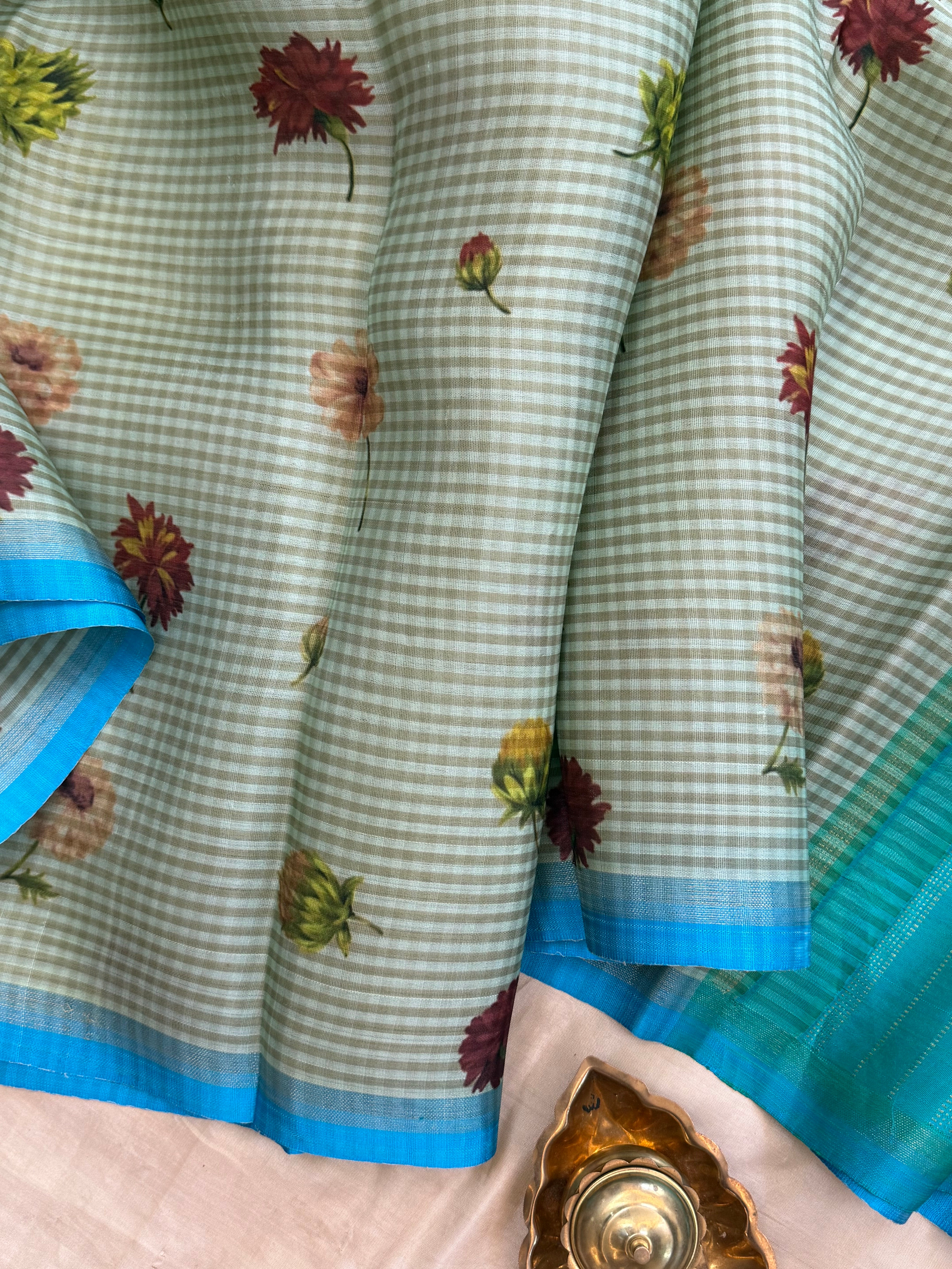 ORGANZA FLORAL DIGITAL PRINTED PURE ZARI / KANJIPURAM SILK SAREE CLSA 10812