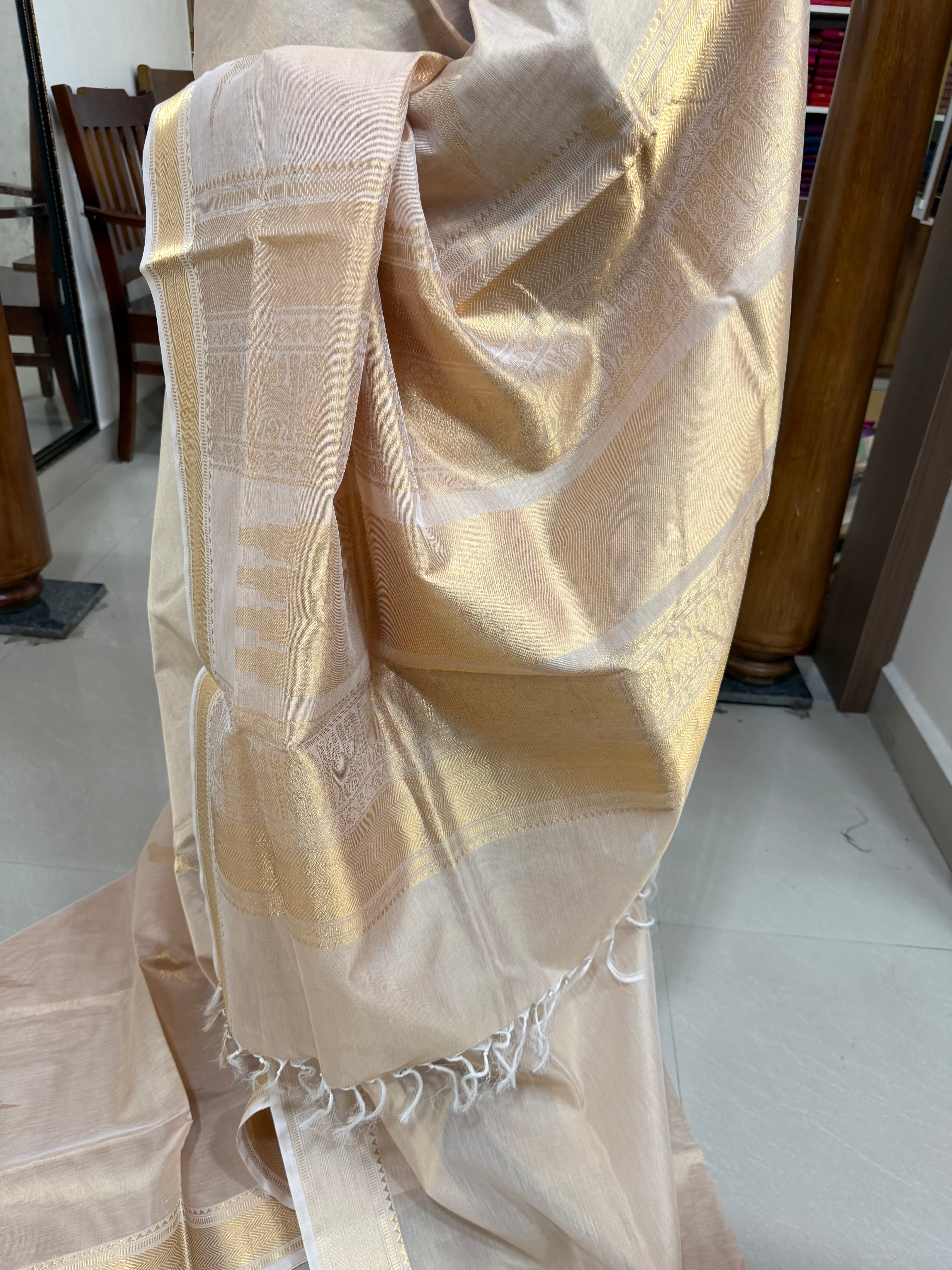 ivory gold Kili butta / Onam series silk cotton