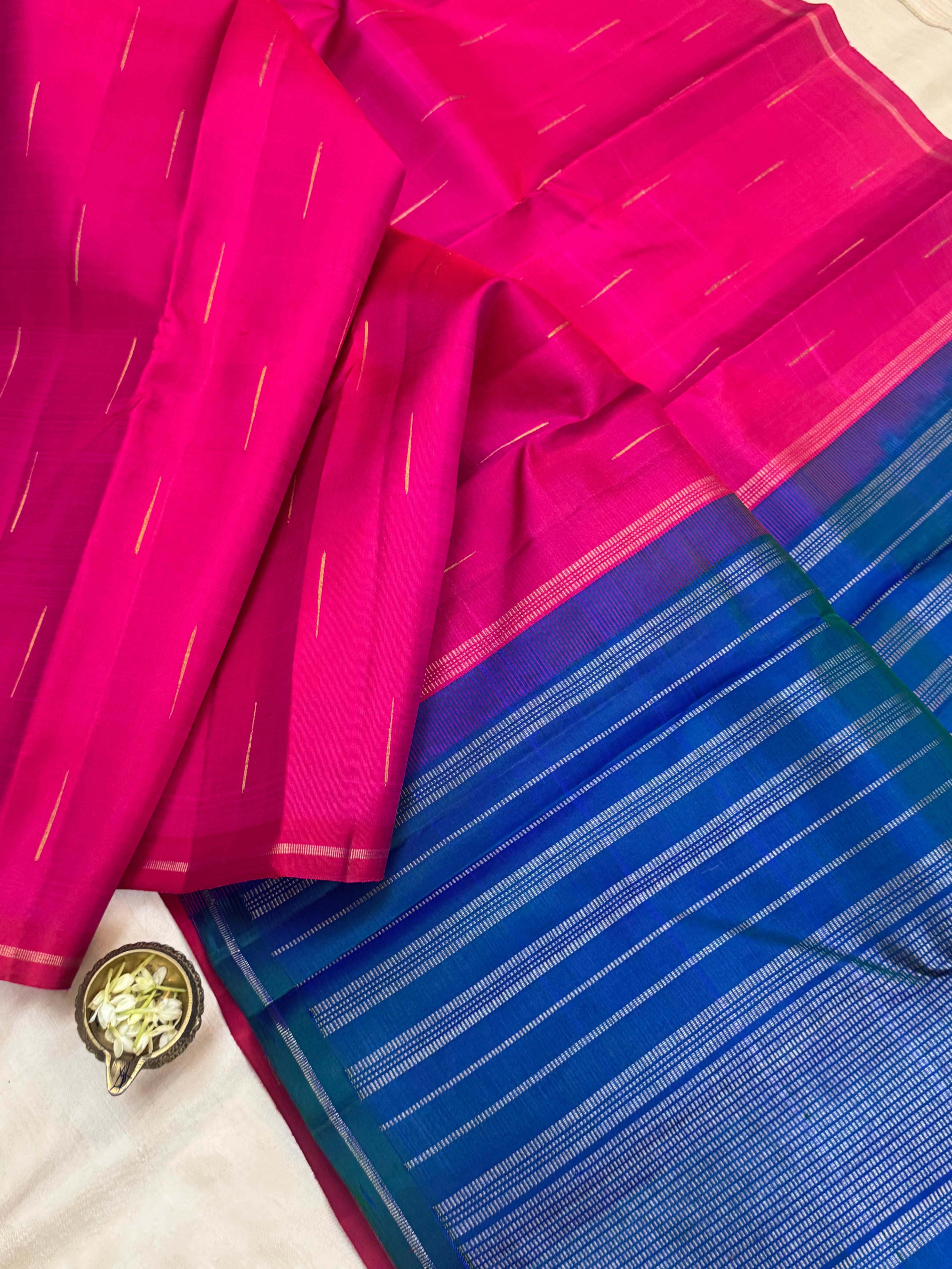 Malli moggu pink   / Kanjipuram silk
