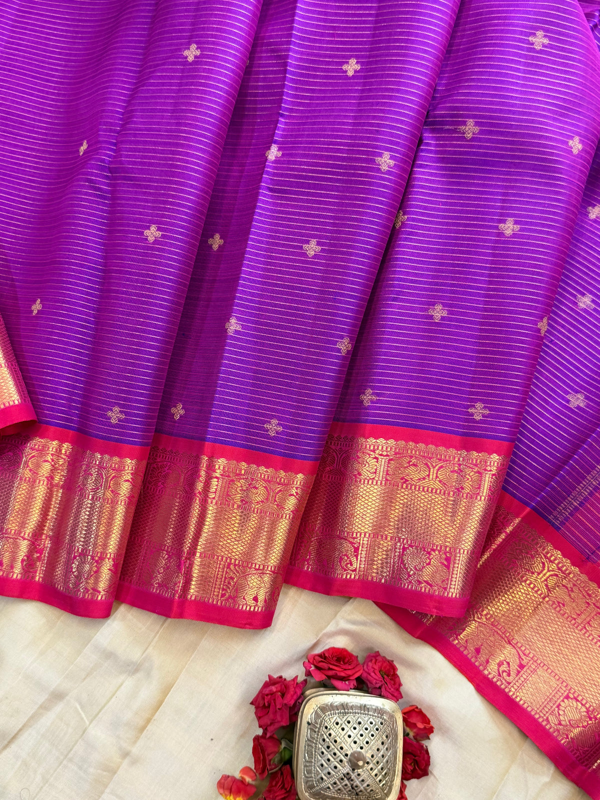 Meenakshi colour  Vairaoosi / pure Zari Kanjipuram silk