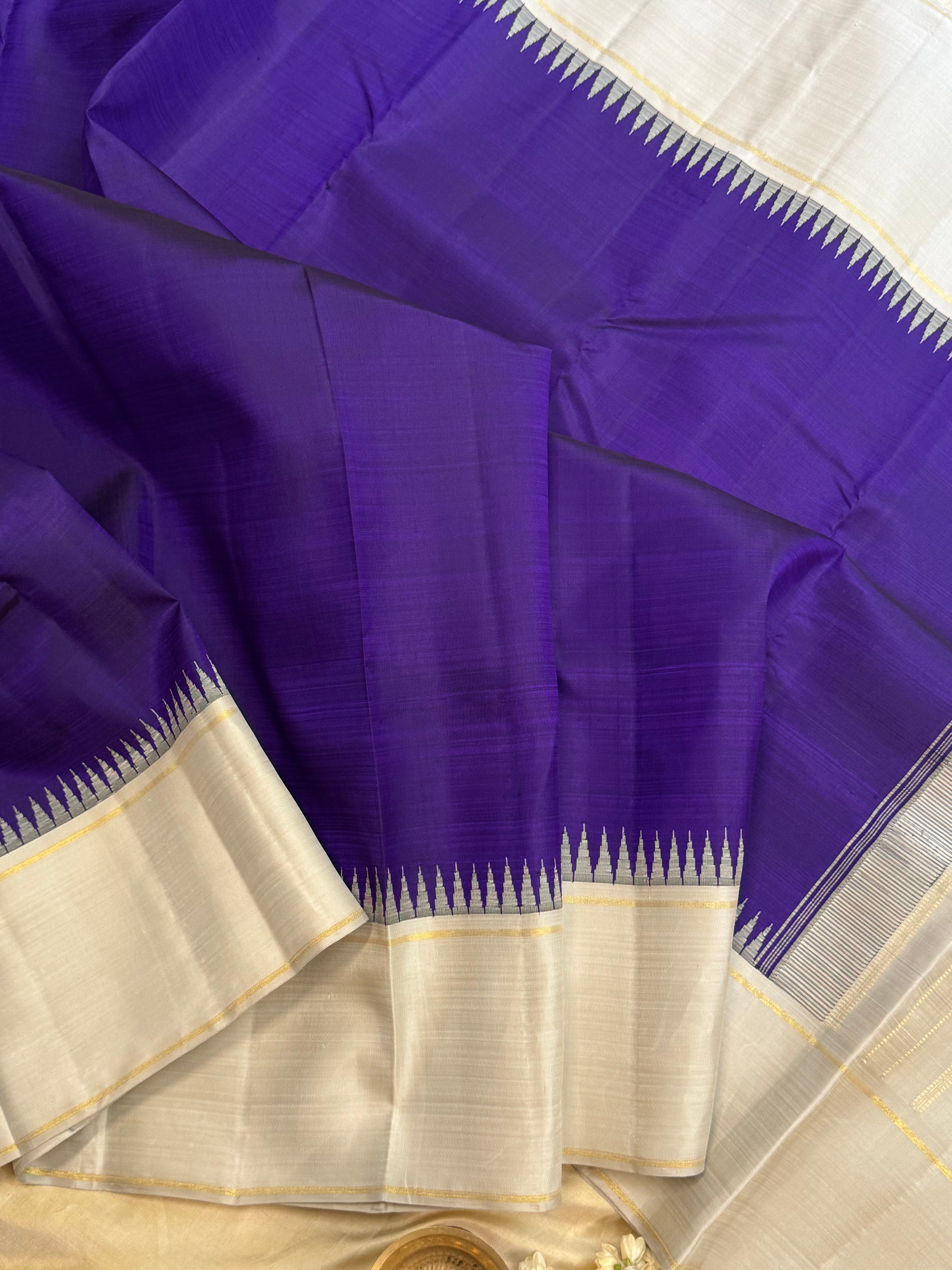 Purplish blue and silver grey / Arani silk