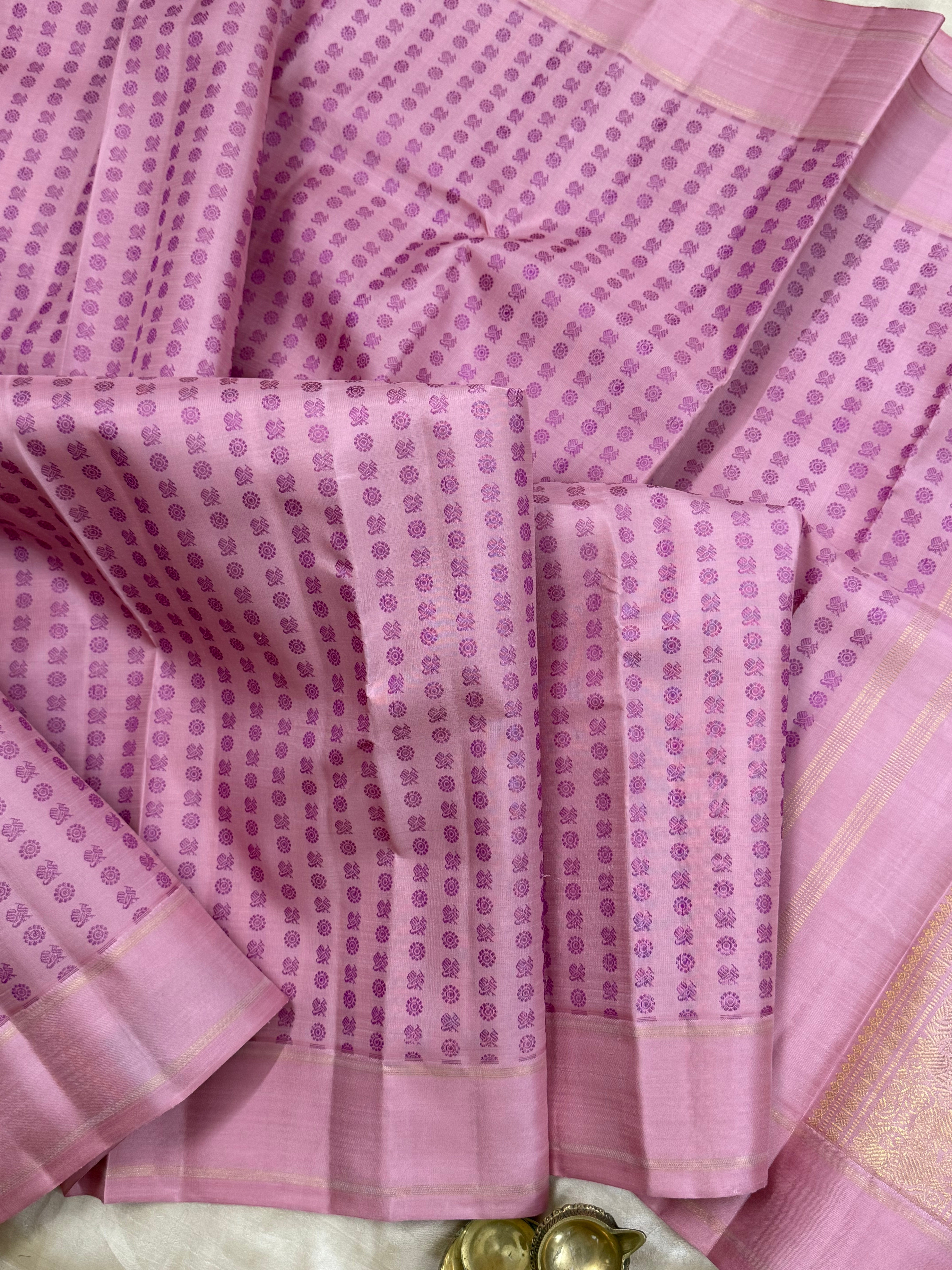 Pink thread butta / Kanjipuram silk