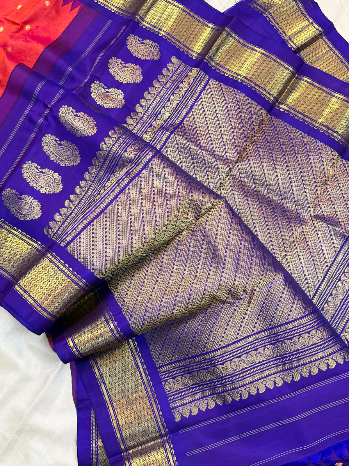 Gadwal silk pink shot colour Korvai temple clsa7386