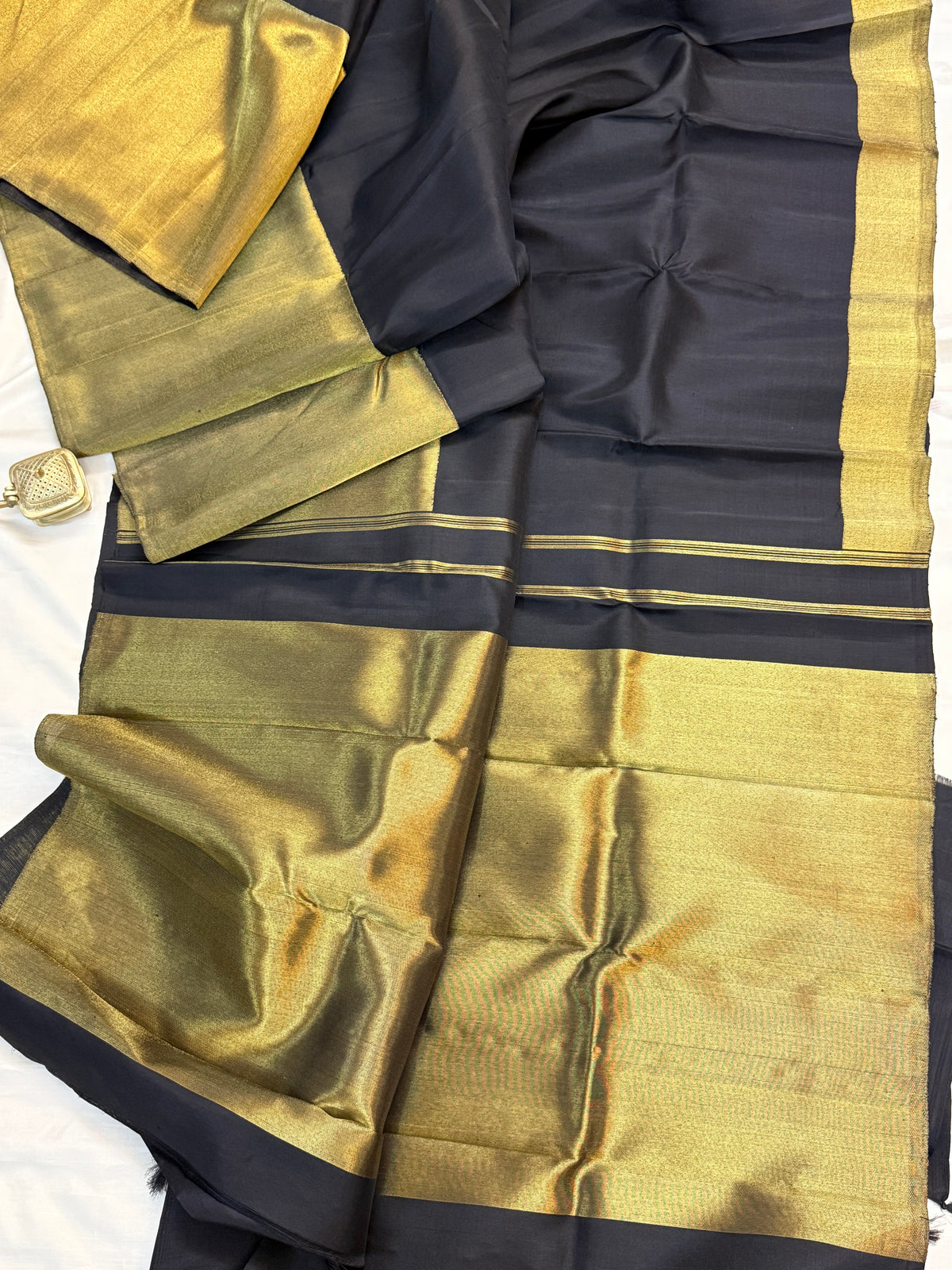 Black Korvai gold pure zari / kanjipuram silk saree clsa 2444