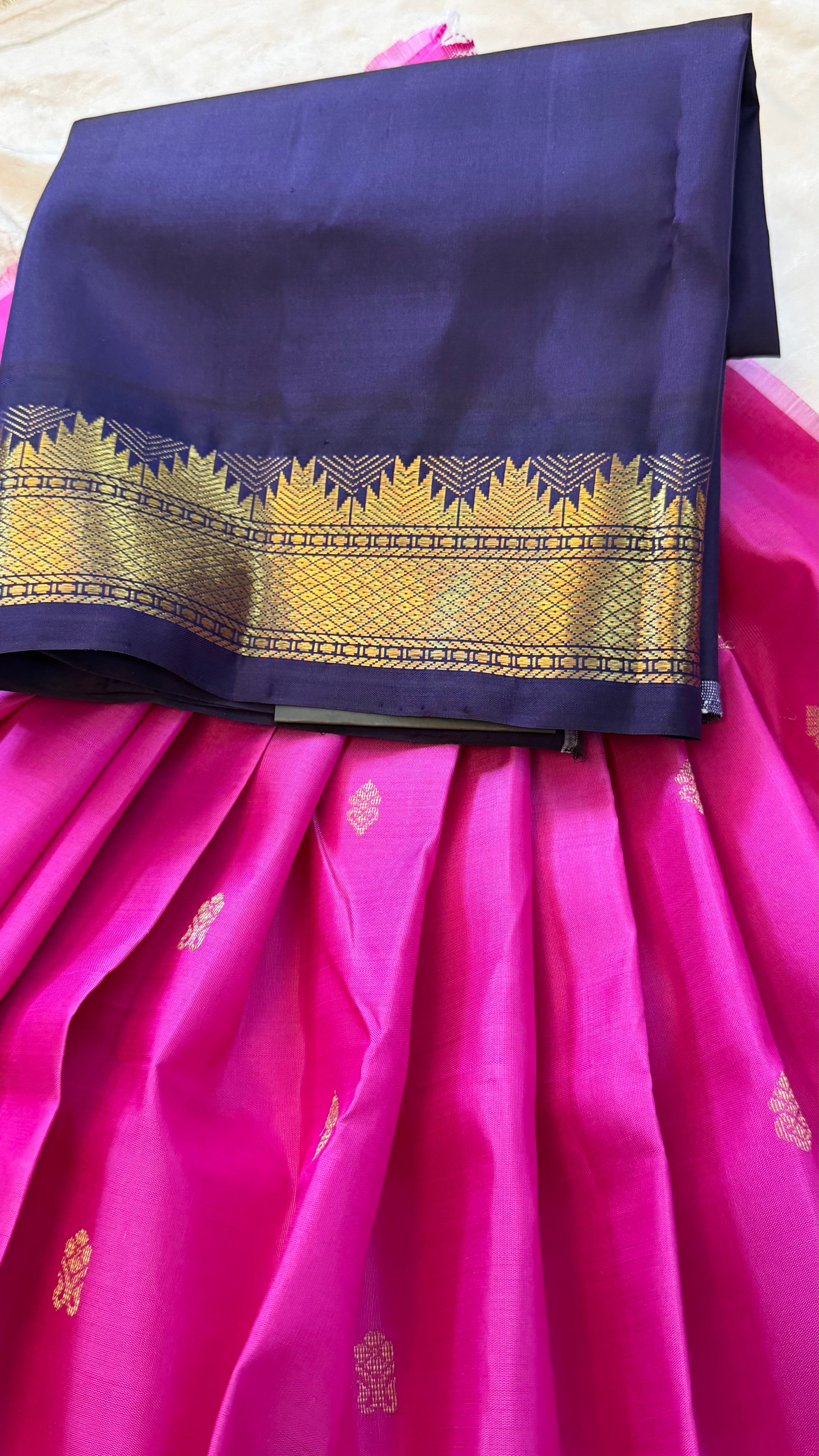 Dark pink Paavadai set korvai 4 to 6 years