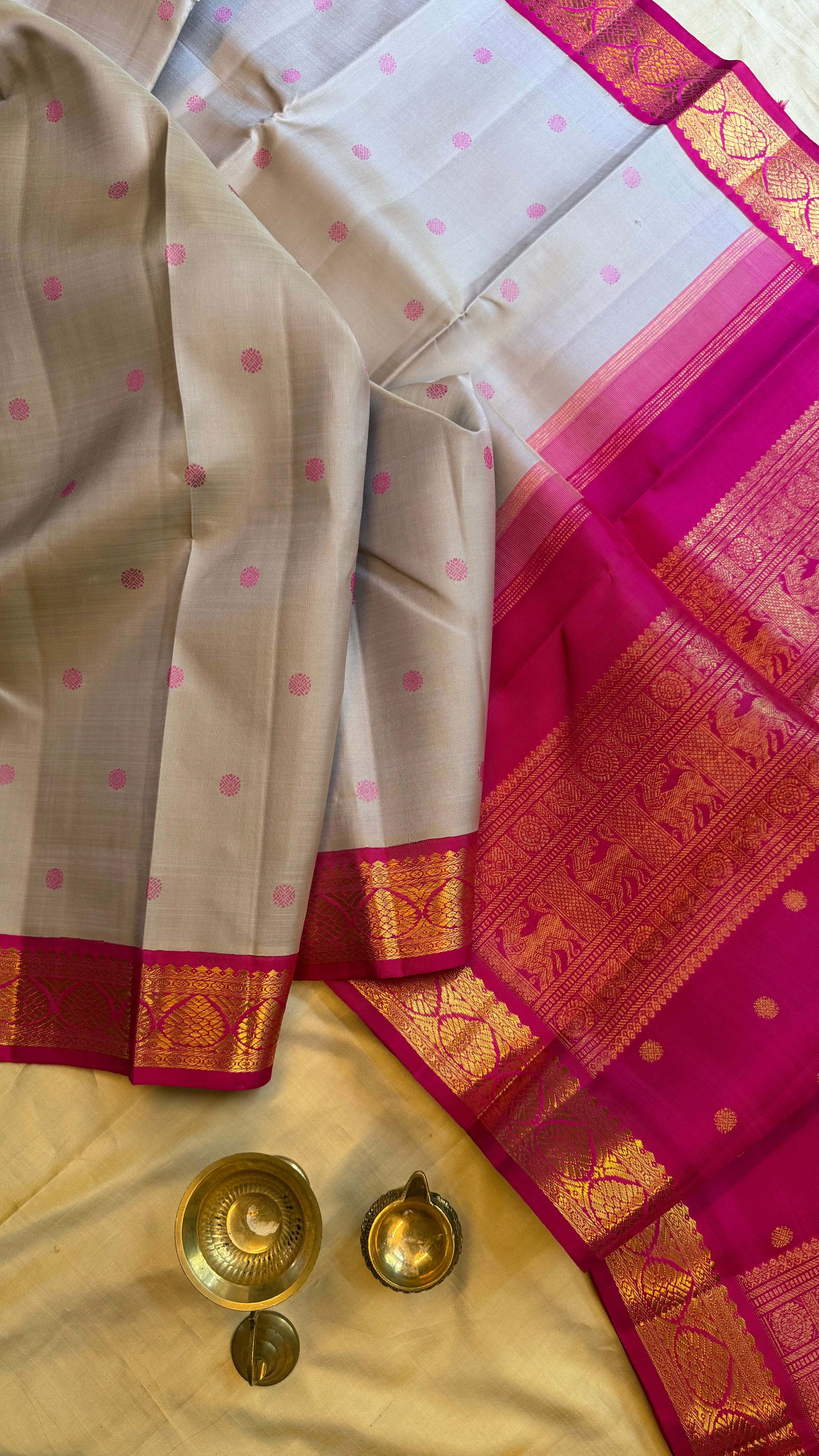 Moha : mauvish pink Korvai /Kanjipuram silk
