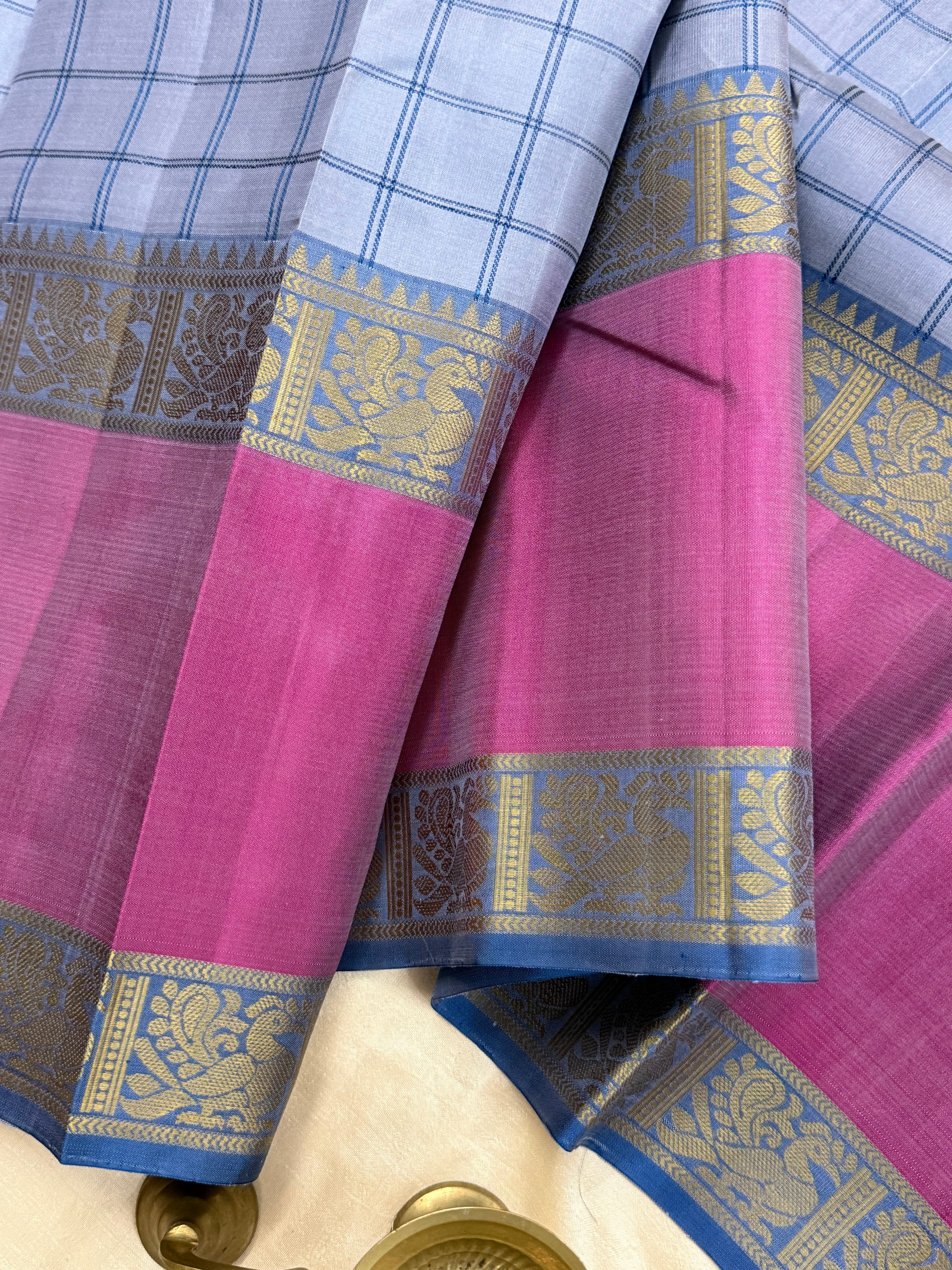 Grey kattam and pink rettapet border / Varnangal Soft Silk