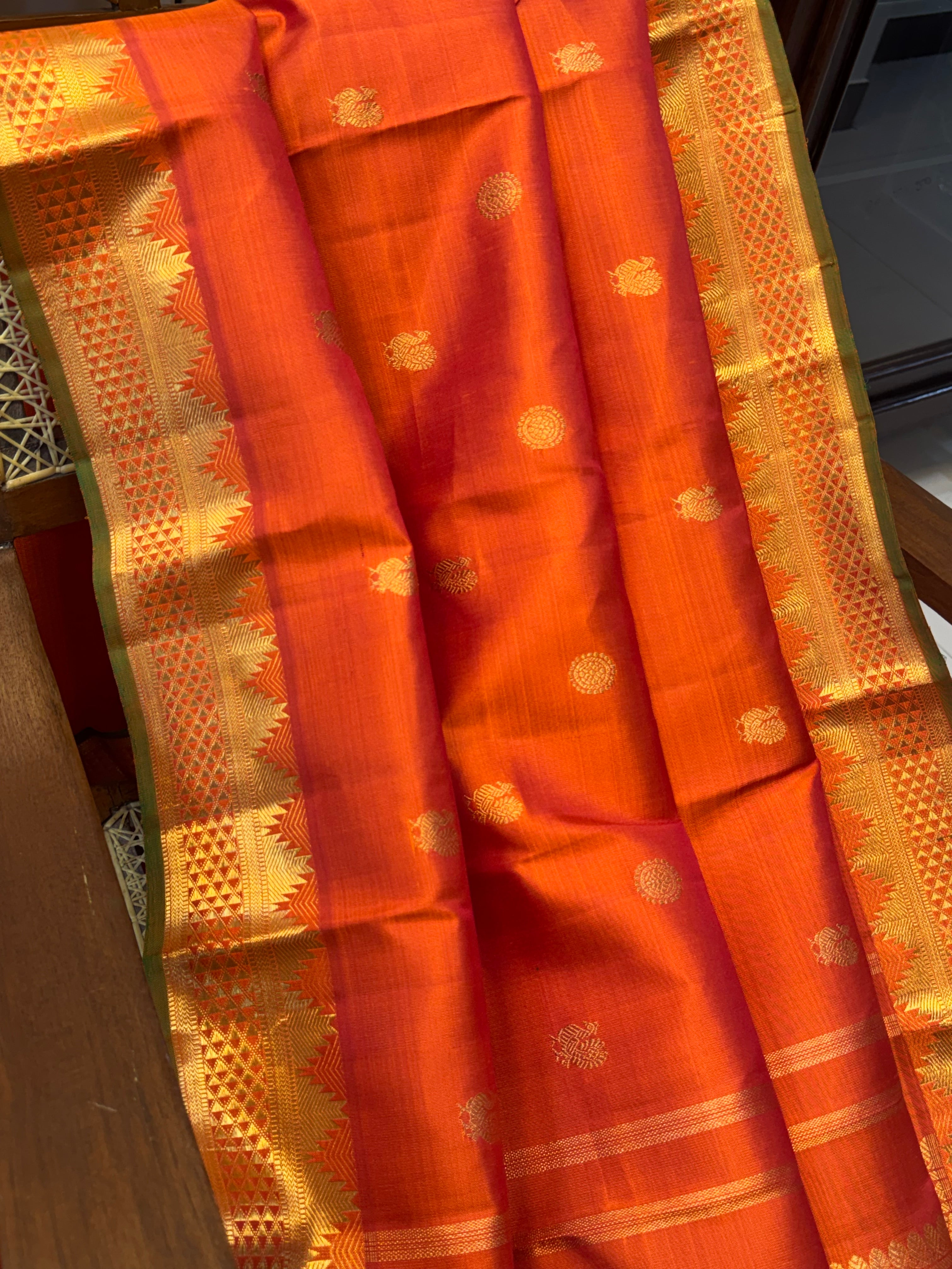 Rust arai madam border  / kanjipuram silk