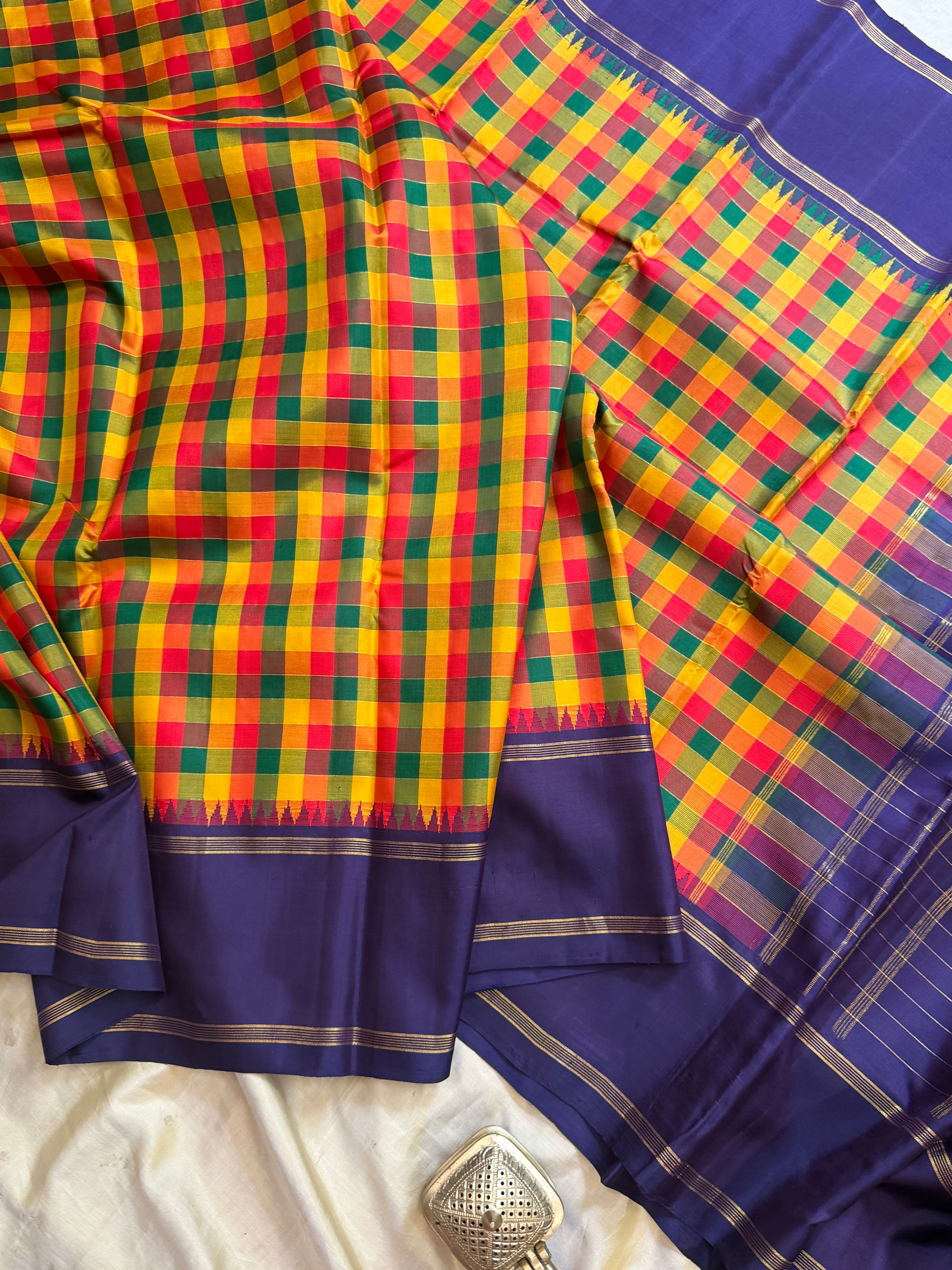 Paalum Pazhamum Kattam / Arani silk