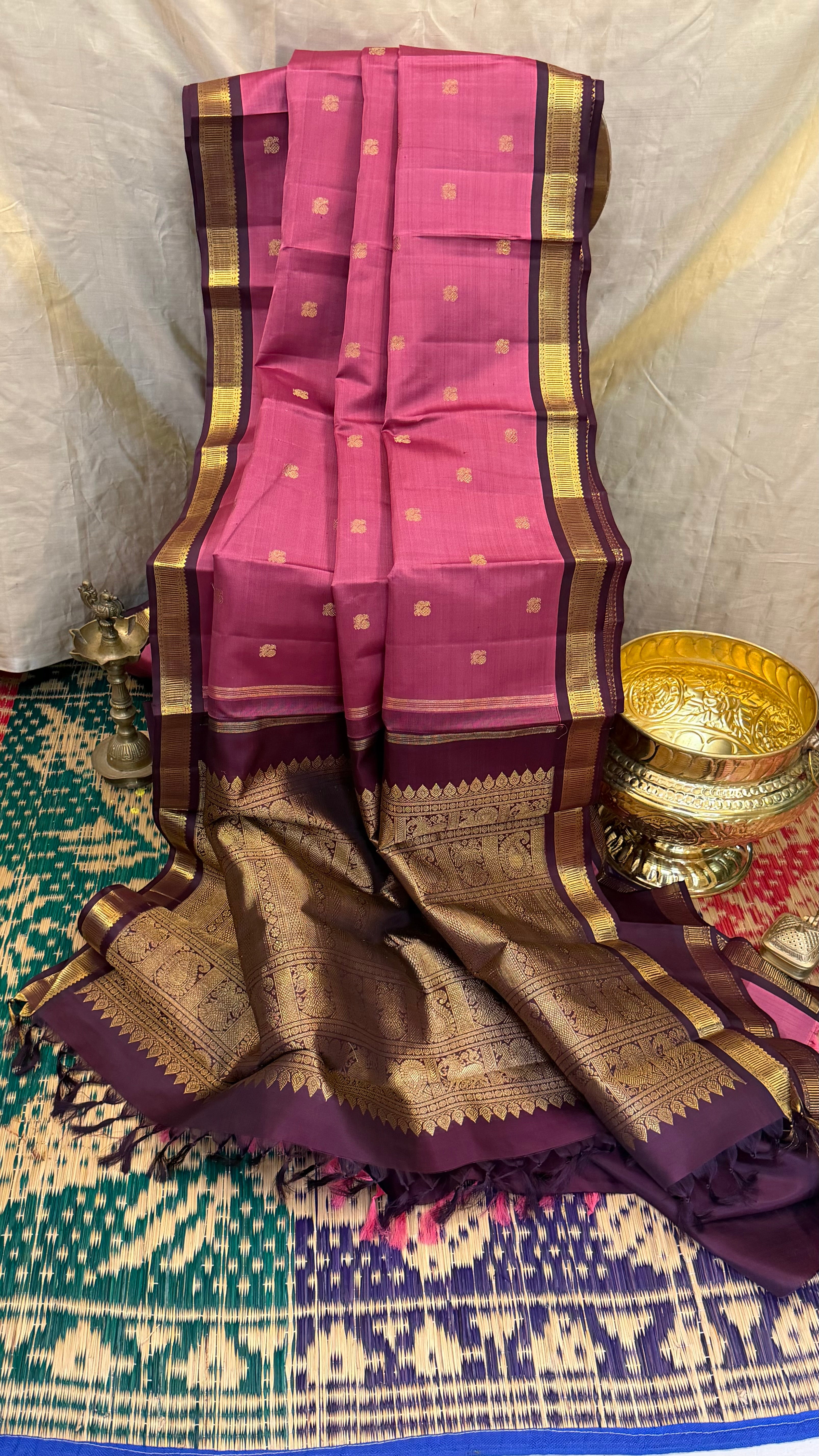 Swapnam:  mauve color small pet  /  Kanjipuram silk
