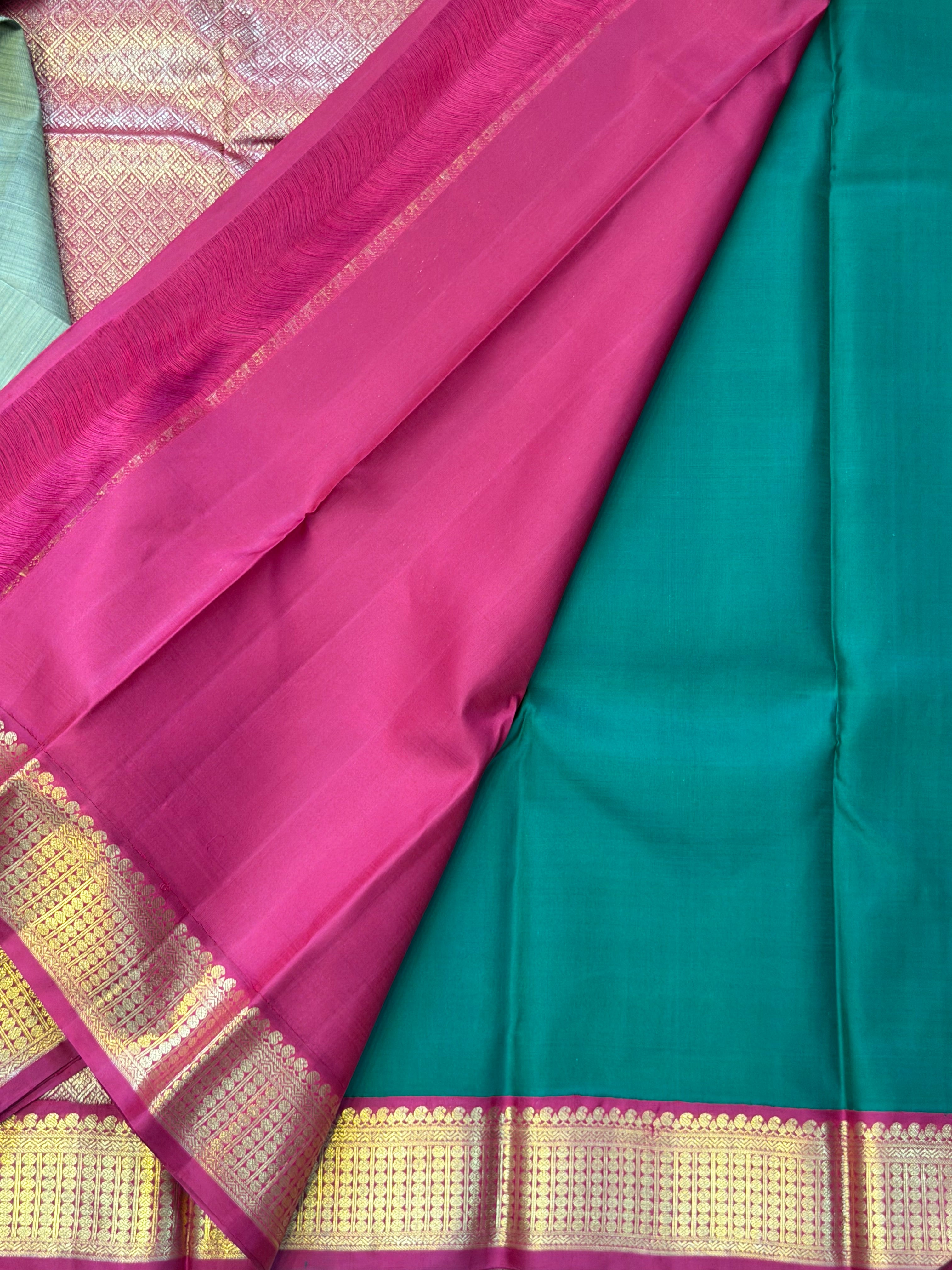 Kaaki Ganga Jamuna double palla Arani saree