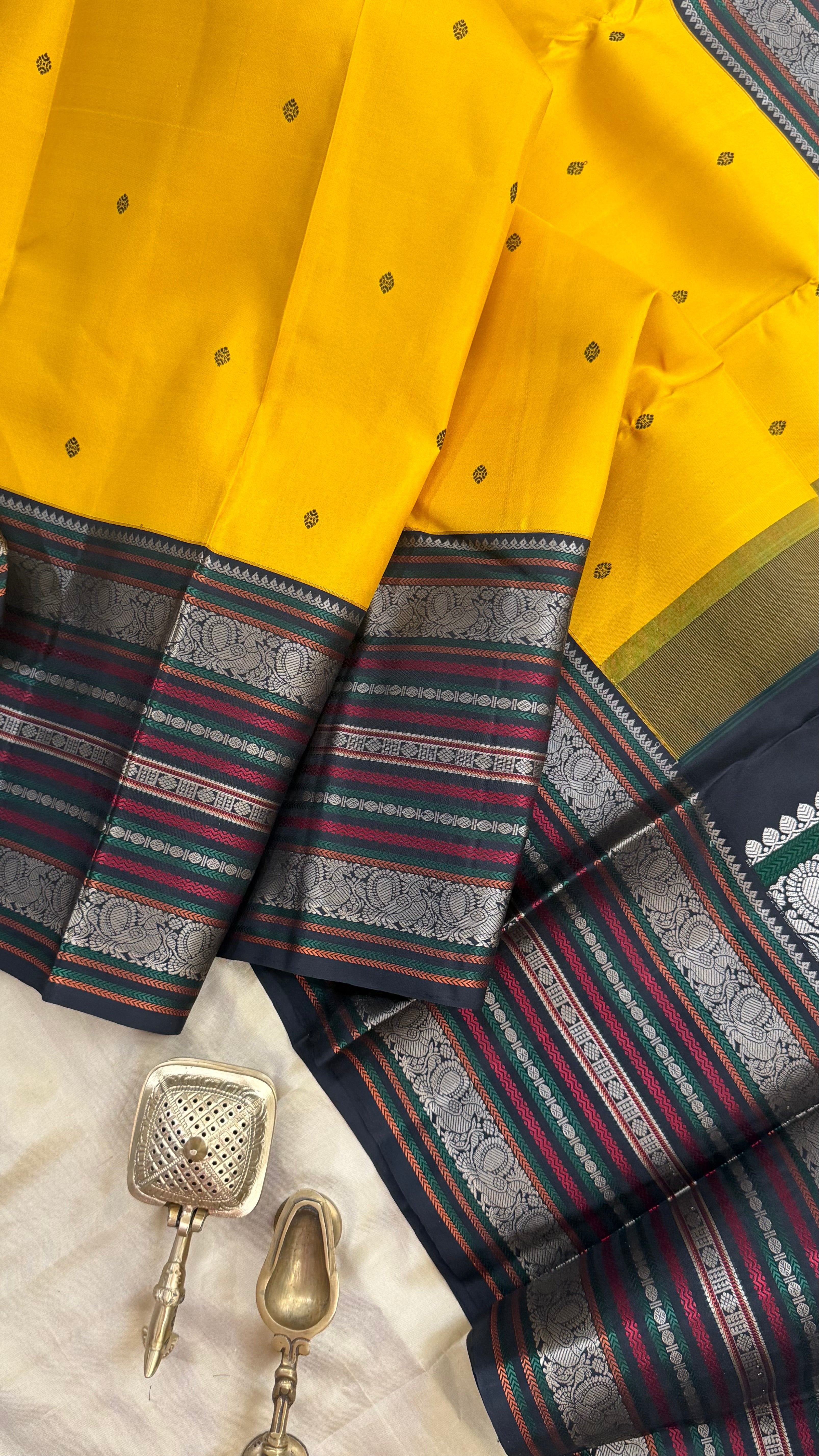 Amoha : Yellow with black varsiapet  Kanjipuram silk 9086CL