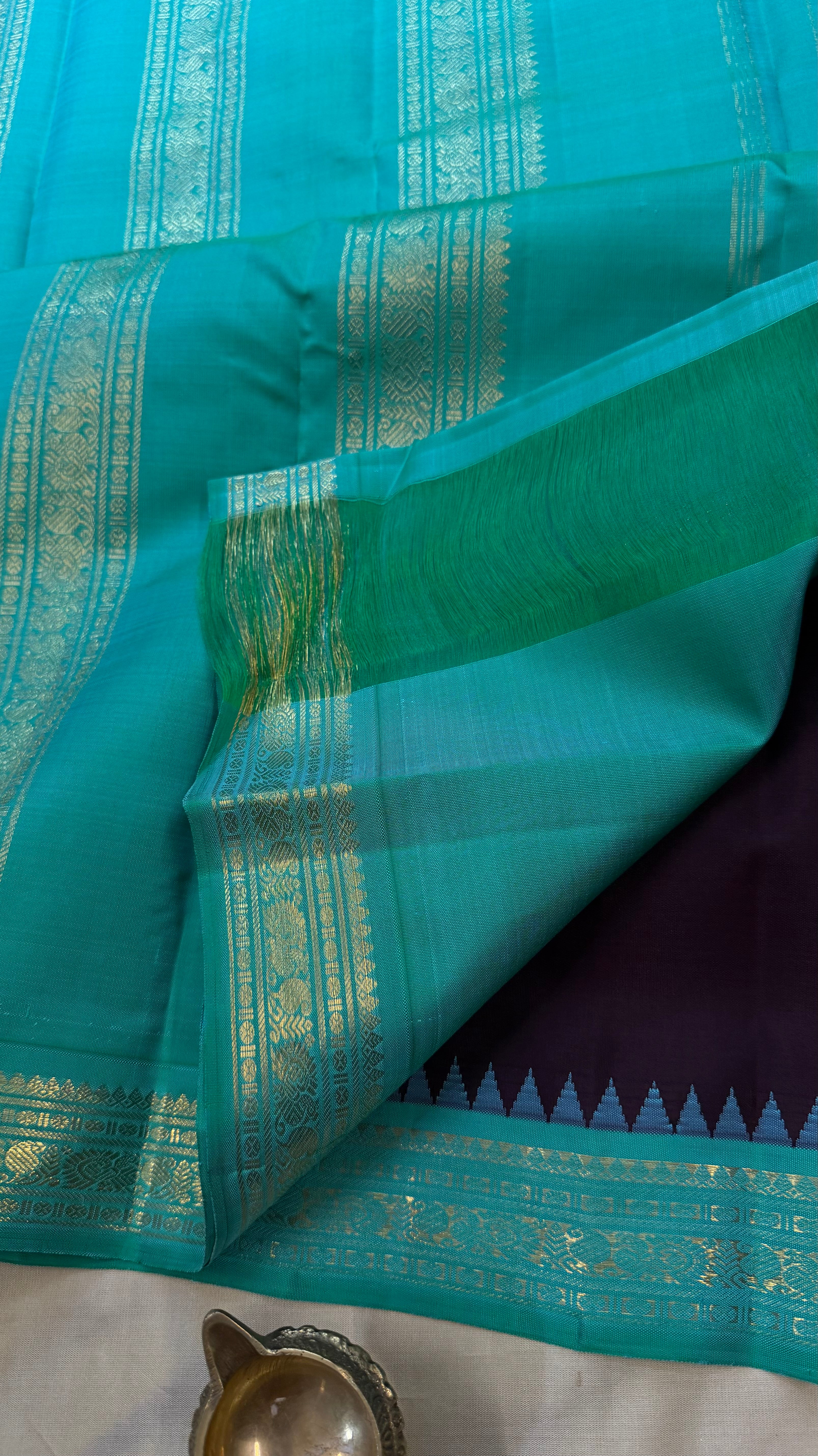 Jamun colour vintage small border Korvai  / Kanjipuram silk