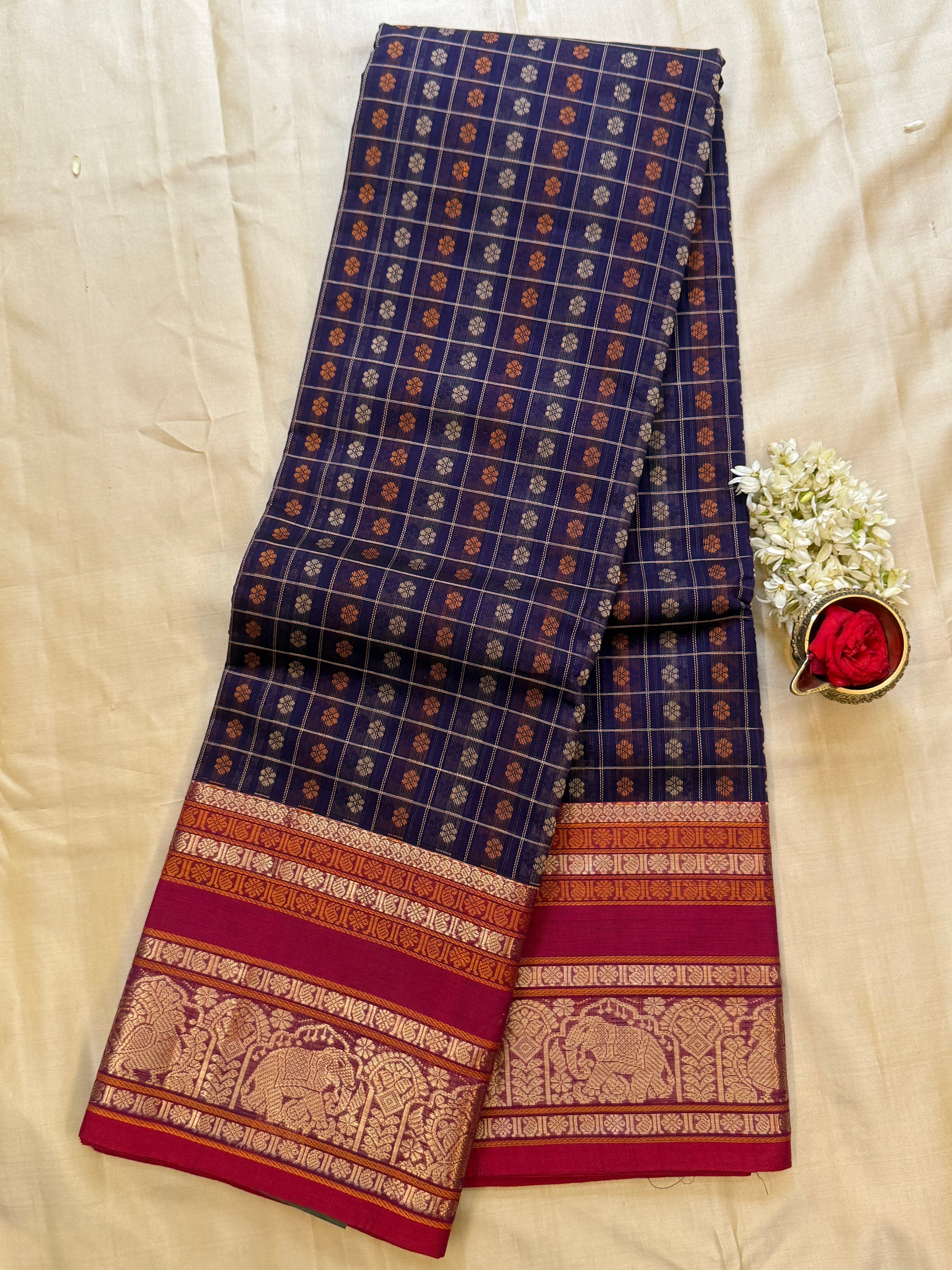 Blue lakshambutta/ Kanchi Cotton
