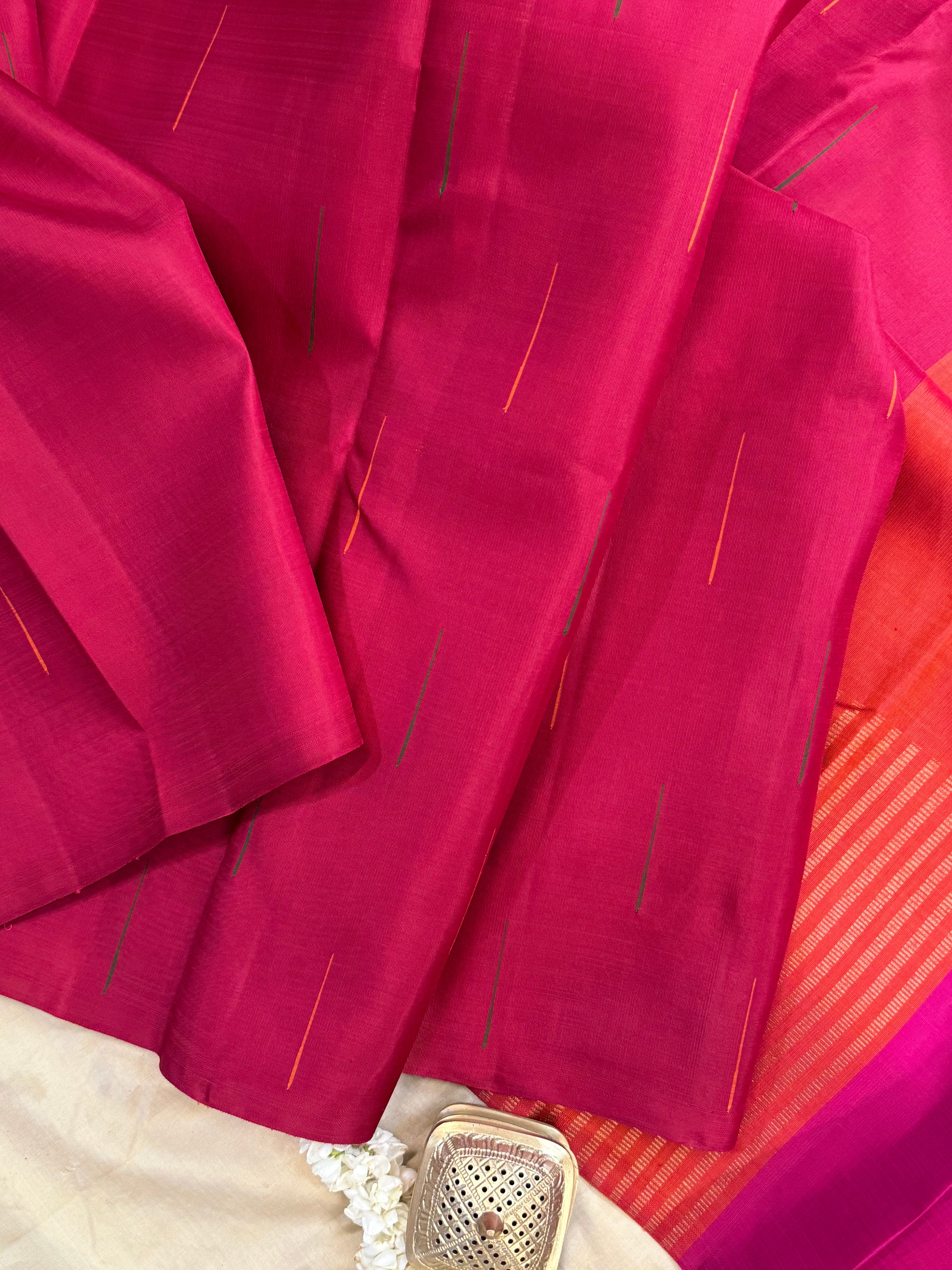 Pink malli moggu unique pallu/ Kanjipuram silk
