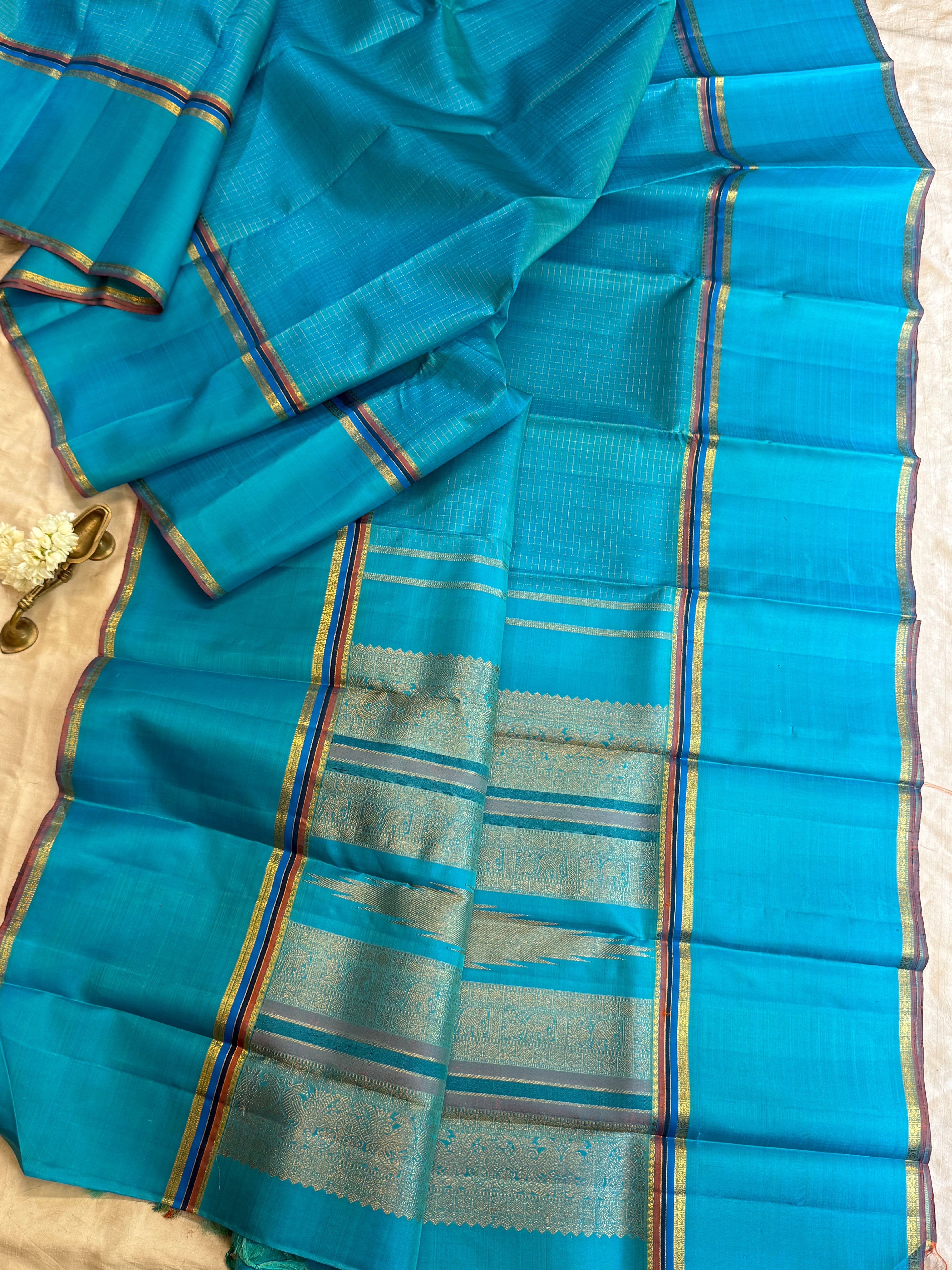 Vintage long border Zari Kattam / Kanjipuram silk