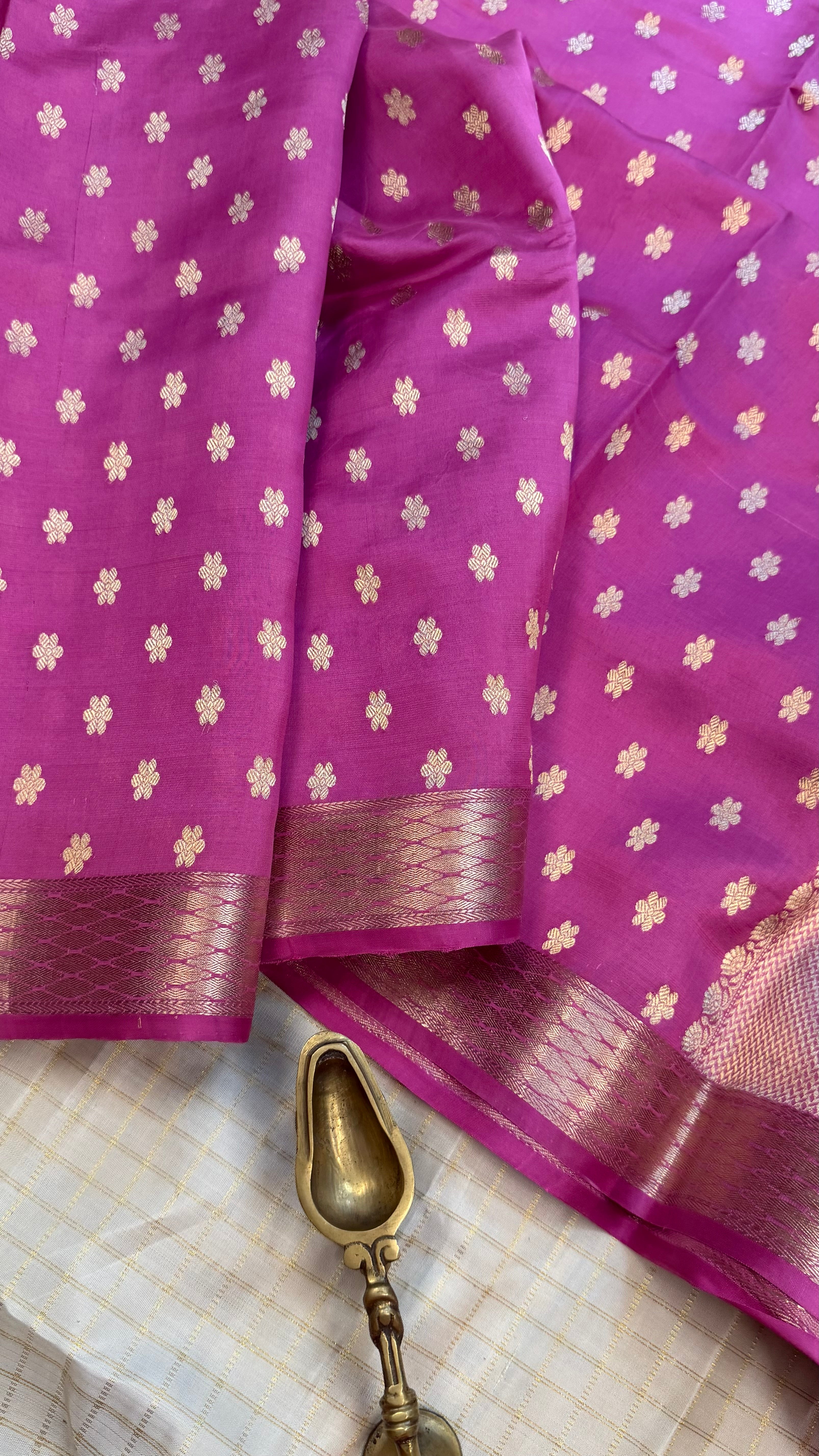 Ahalya bhai border traditional 6 phakri phool ghani Butta Chanderi silk