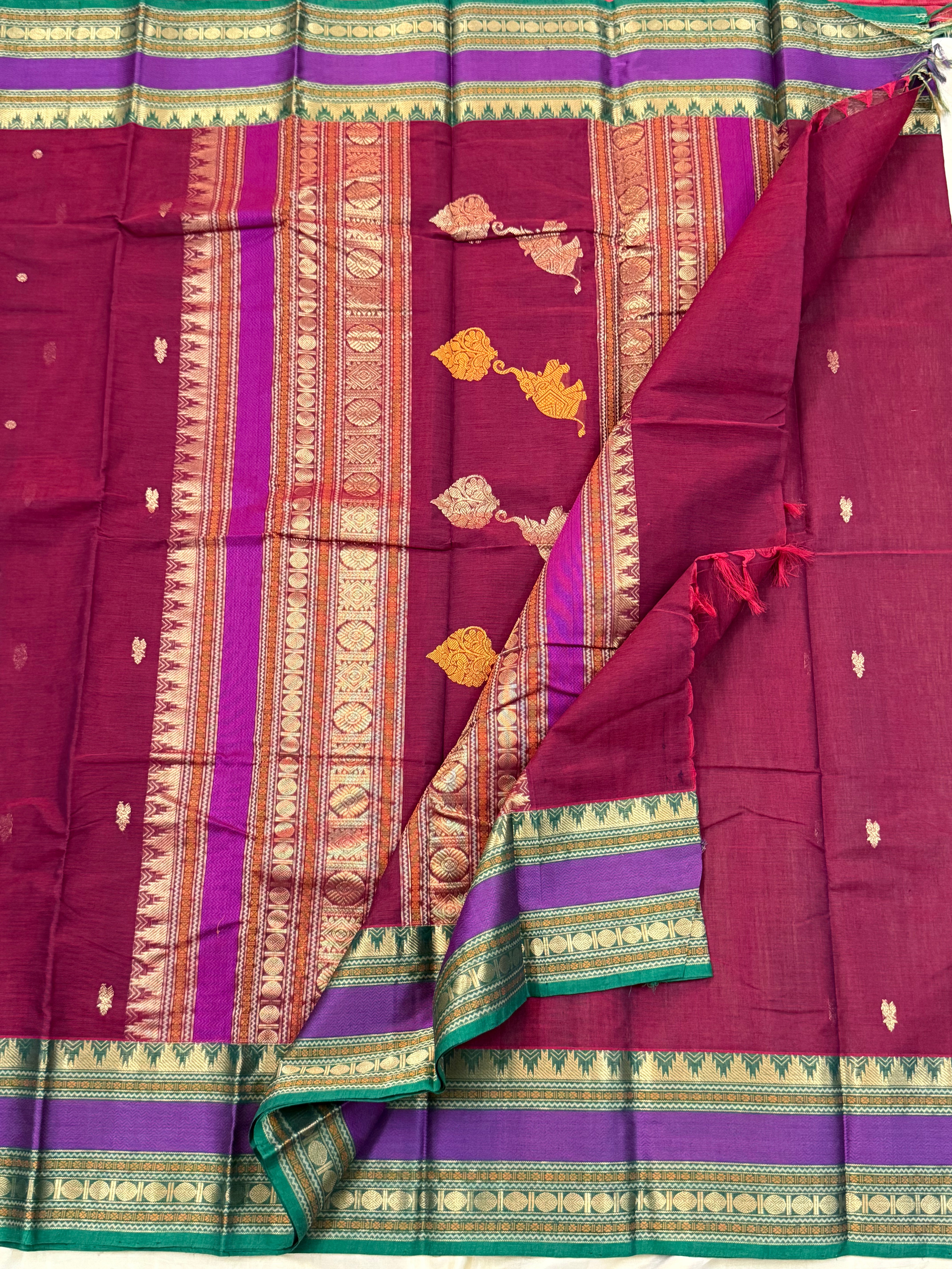 Deep red unique pallu / Kanchi Cotton CL5956