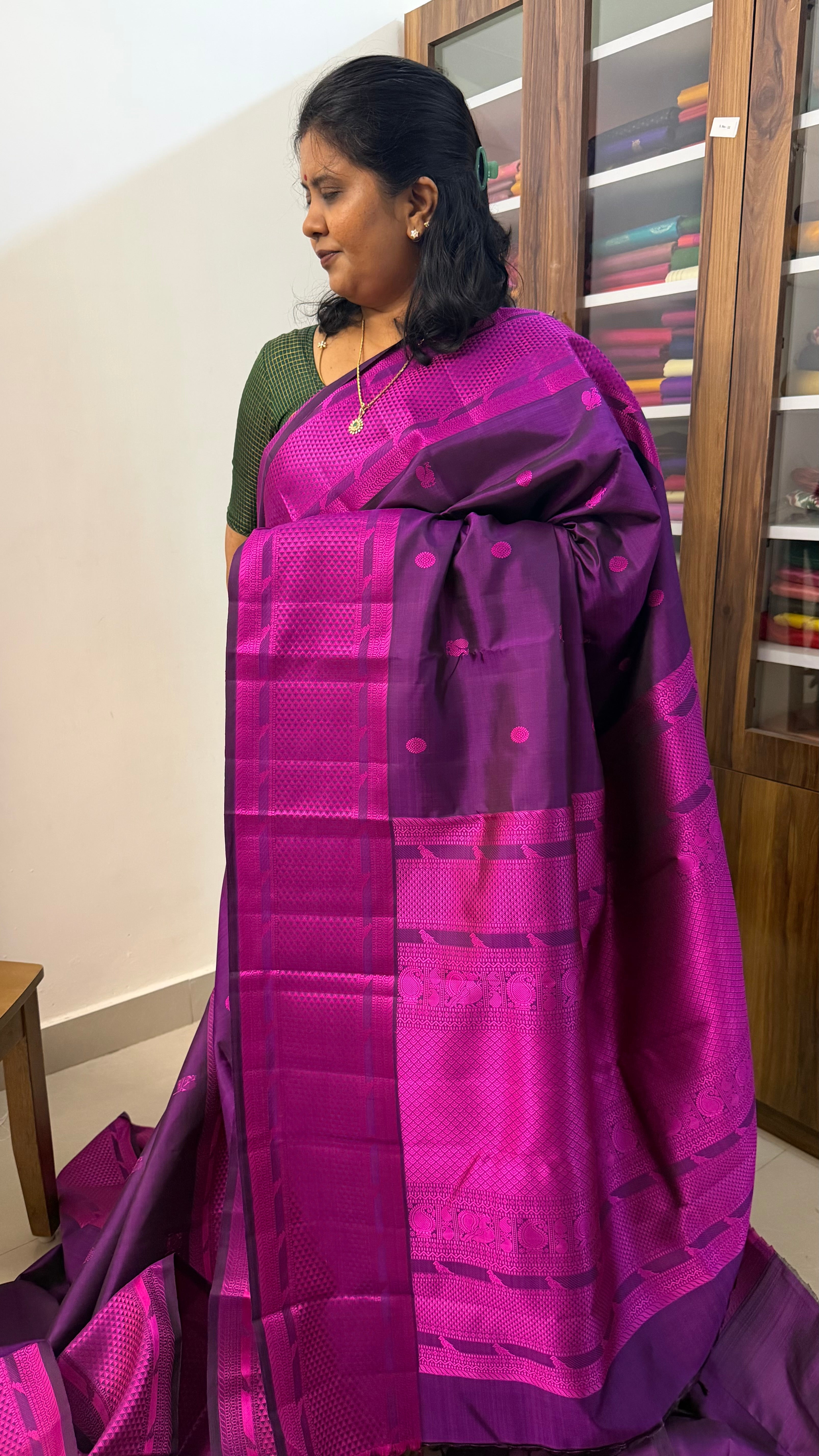 Majenta pink Kili  thread work Kanjipuram silk
