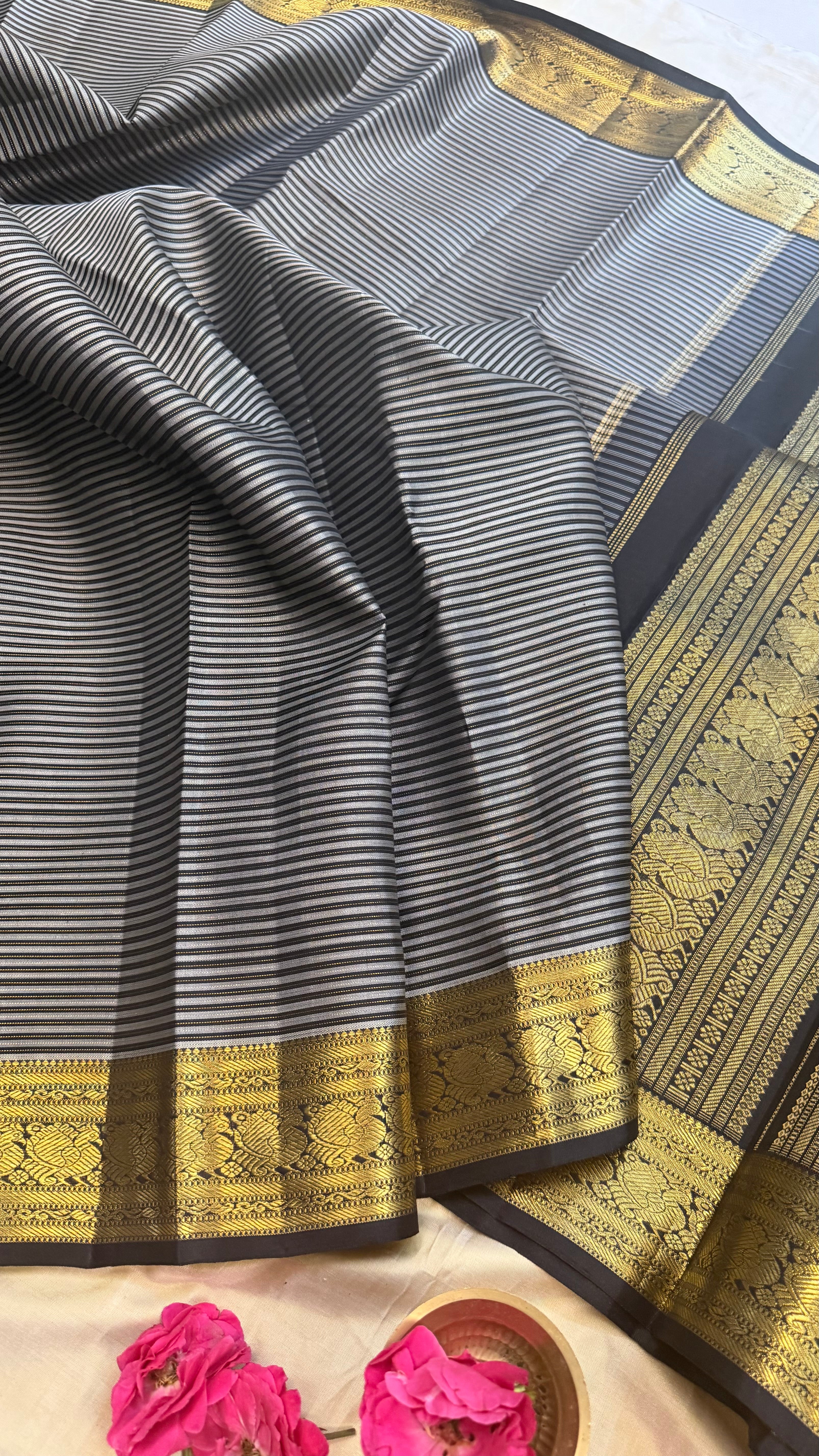 Vaalapoo savuku Vairaoosi / Kanjipuram silk
