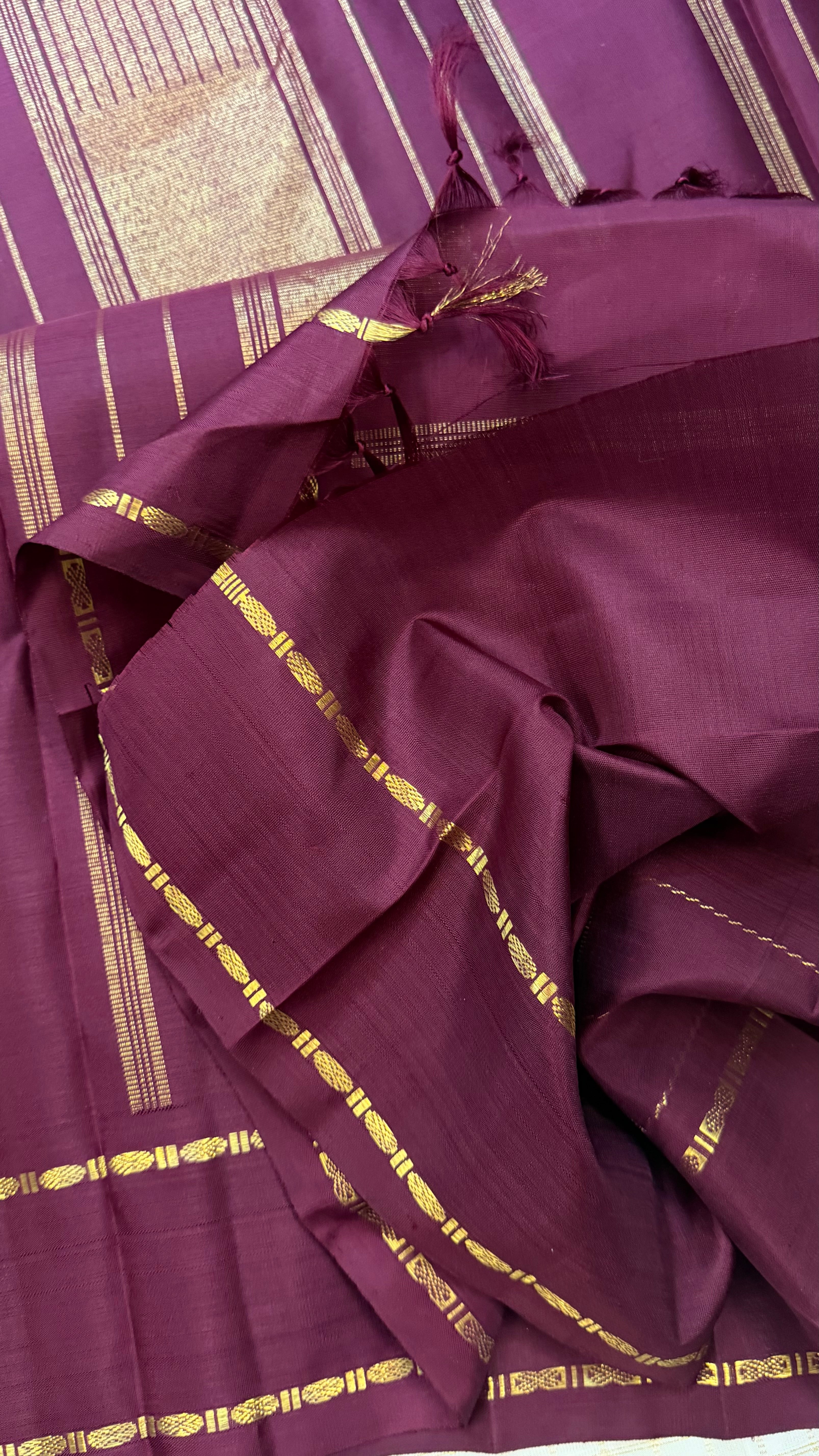 Vintage style Zari Kattam Kanjipuram silk m
