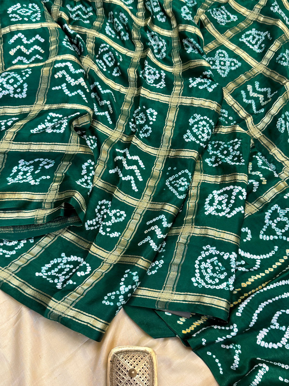 Green bandhini and gajji silk saree clsa 11943