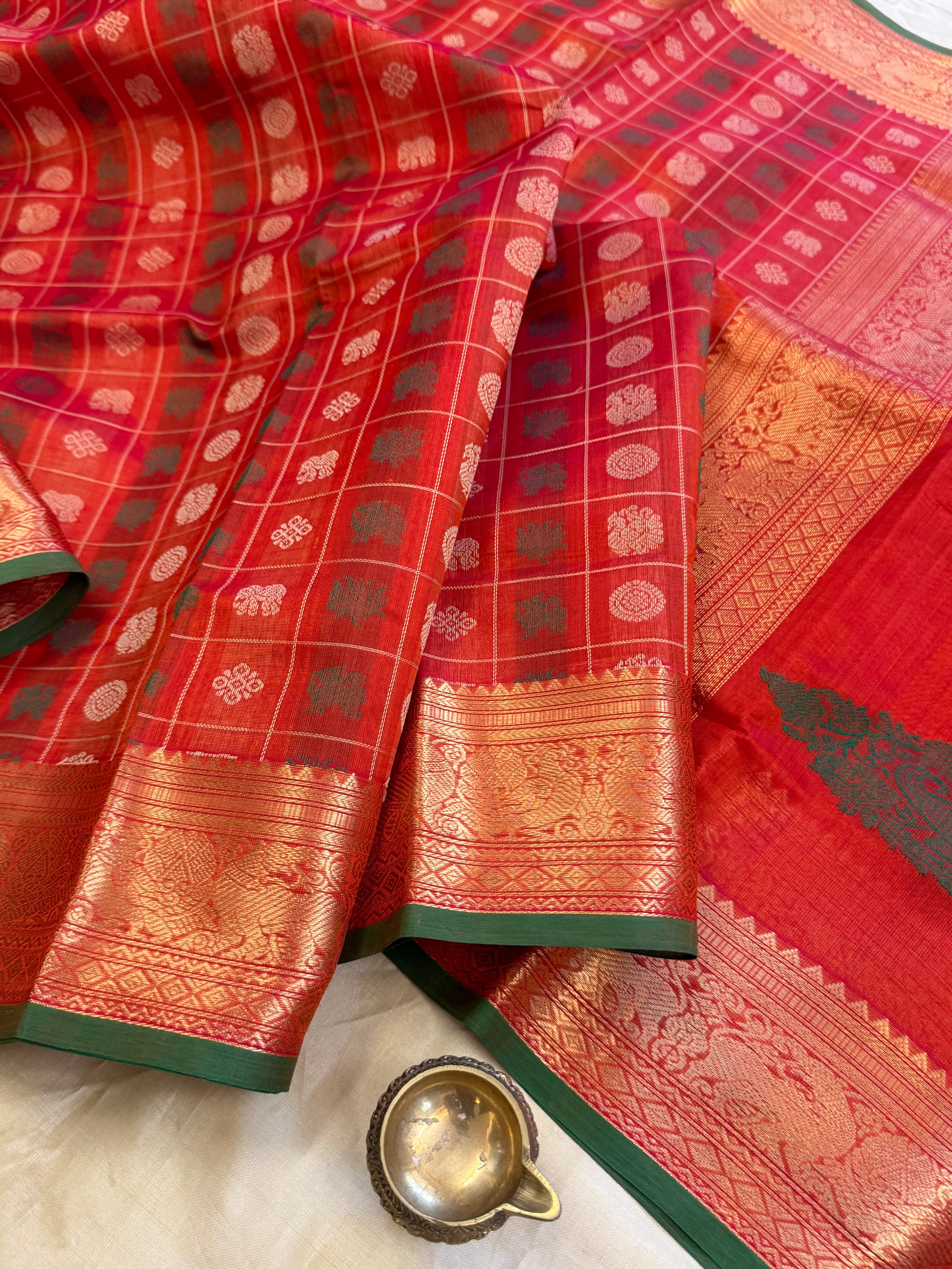 Reddish orange kattam butta / Silk Cotton