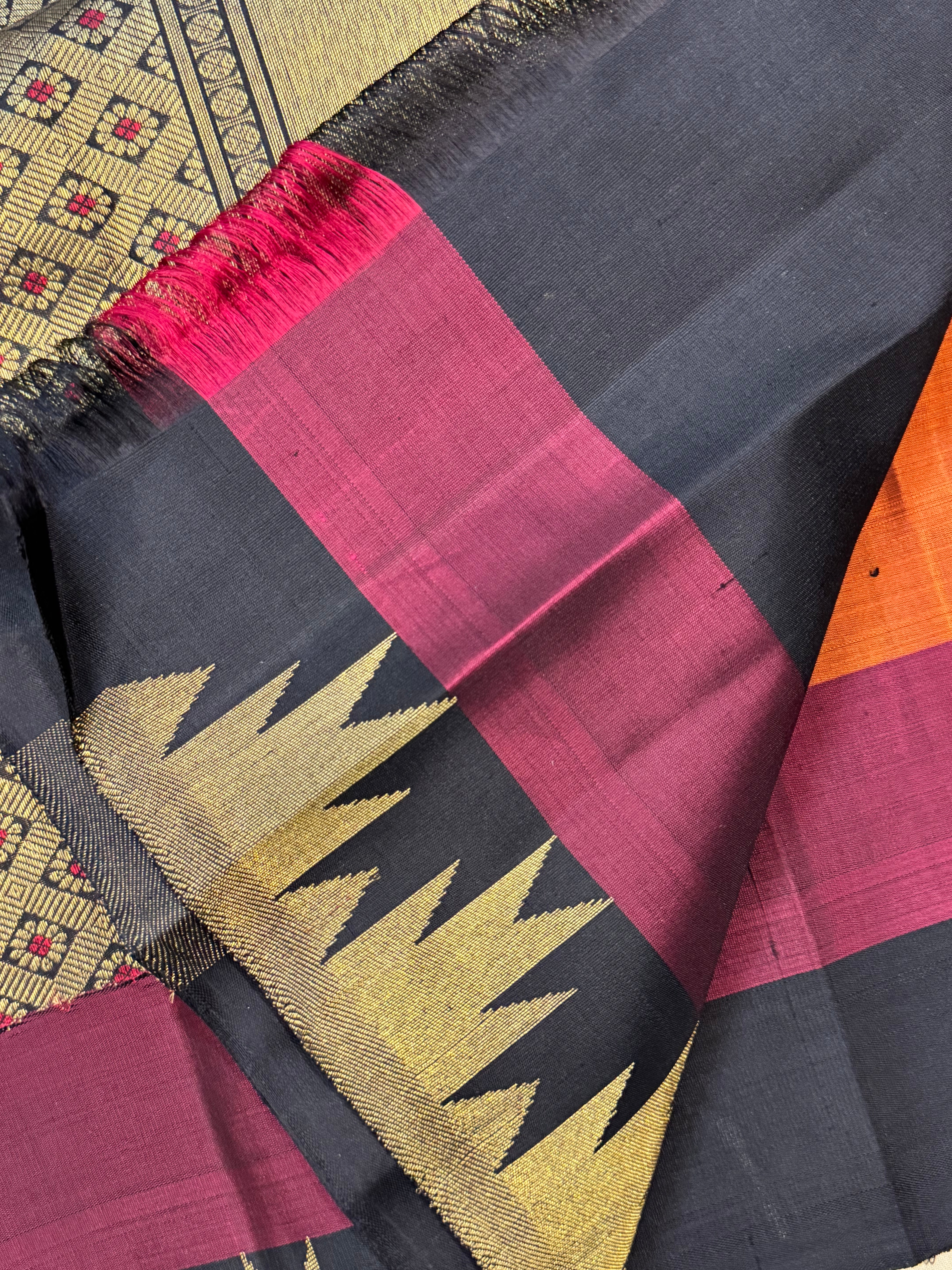Rust retta 8 kol border  / kanjipuram silk