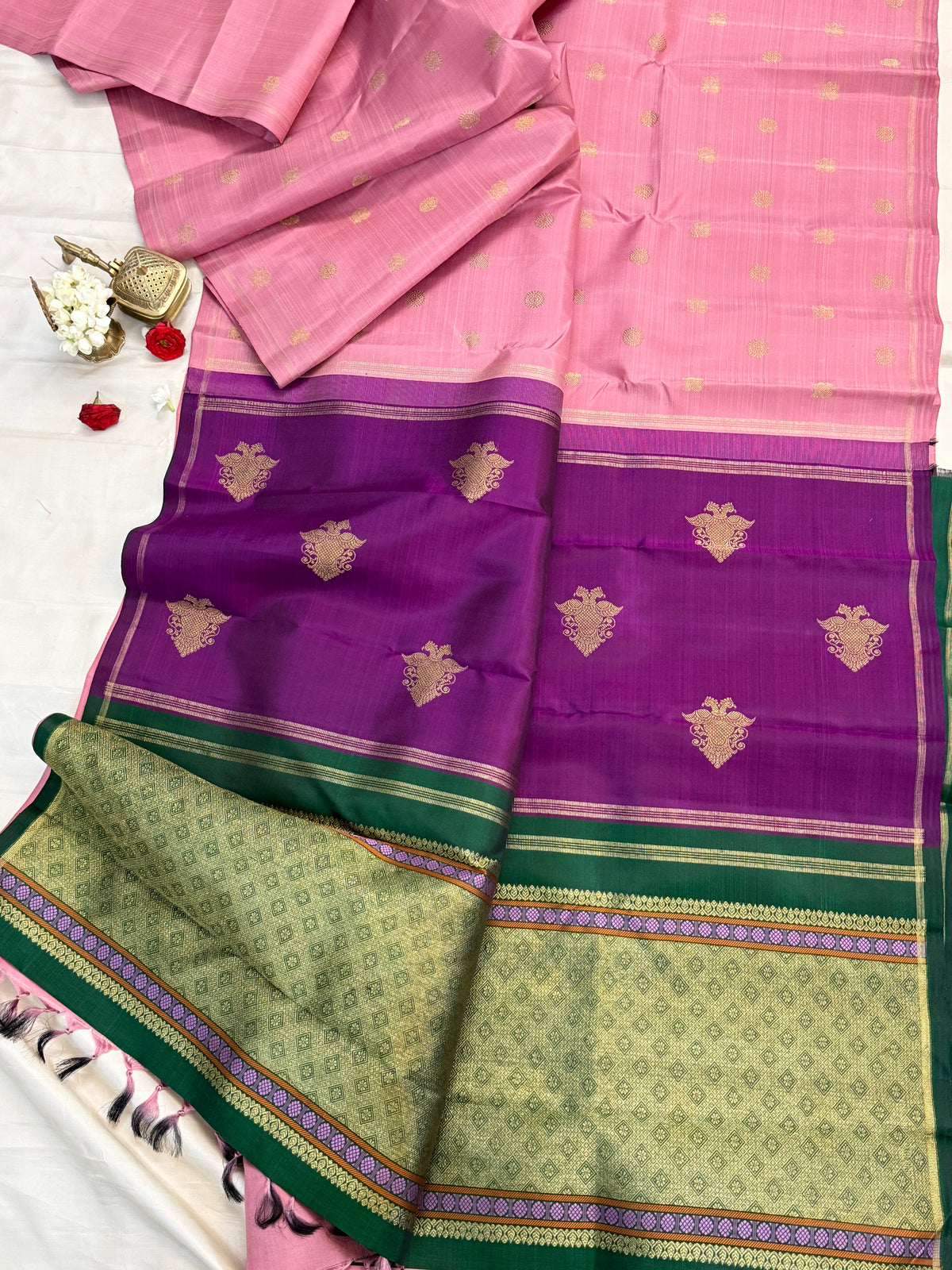 double Palla borderless / Kanjipuram Silk Saree CLSA11138