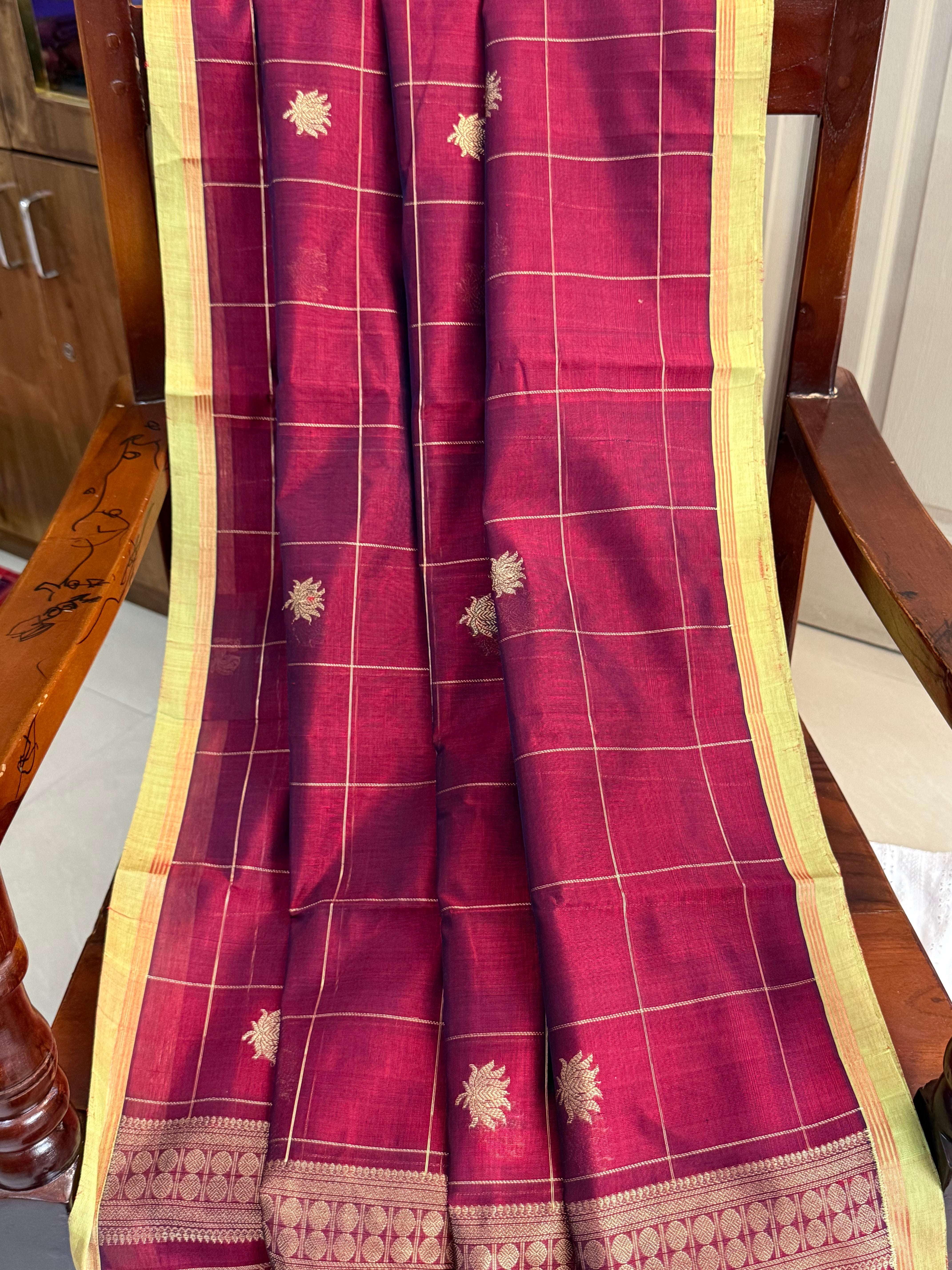 Deep Araku kattam Lotus butta / Silk Cotton