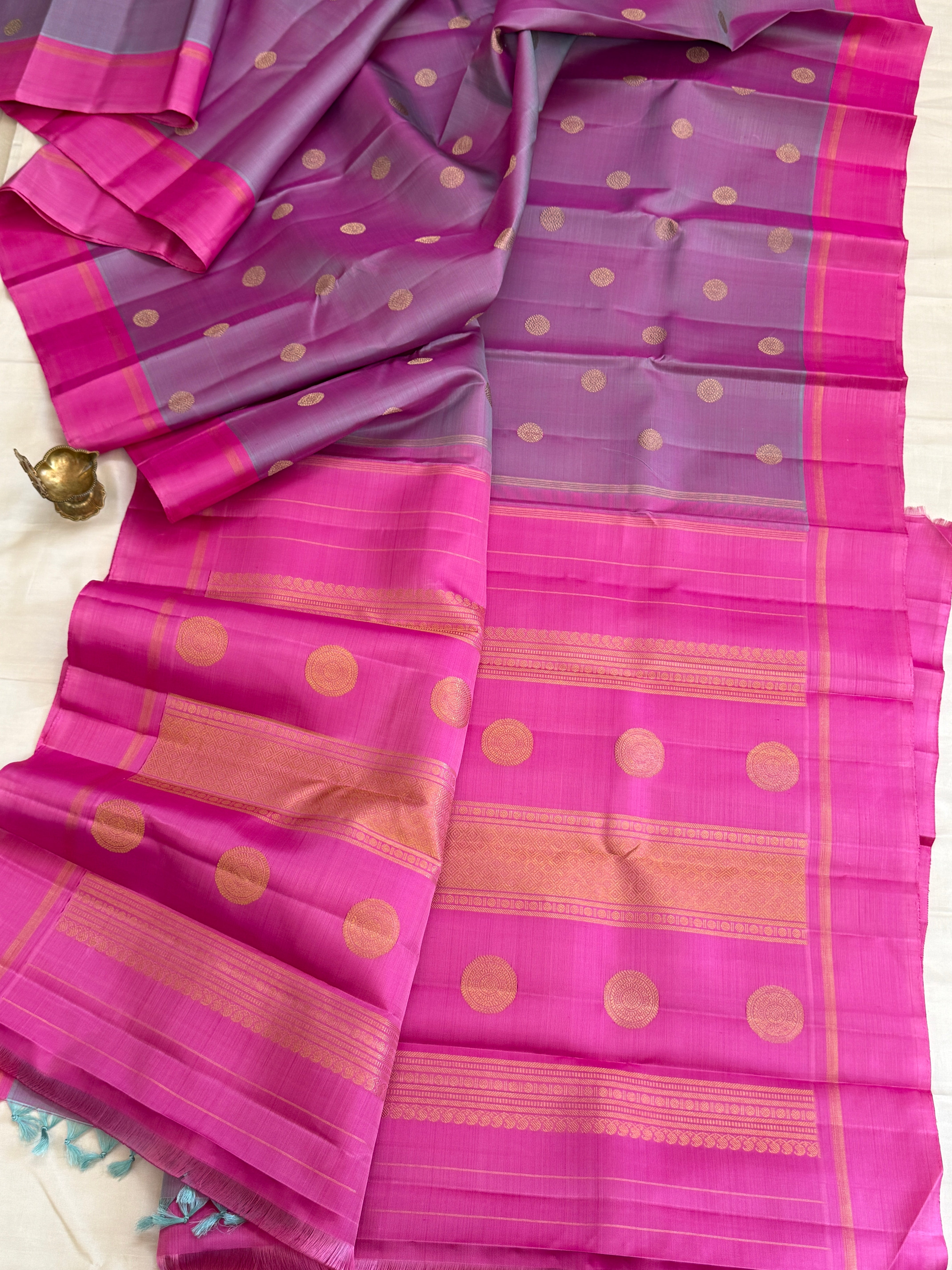 Lavender shot pink body , pink contrast border CLSA11217