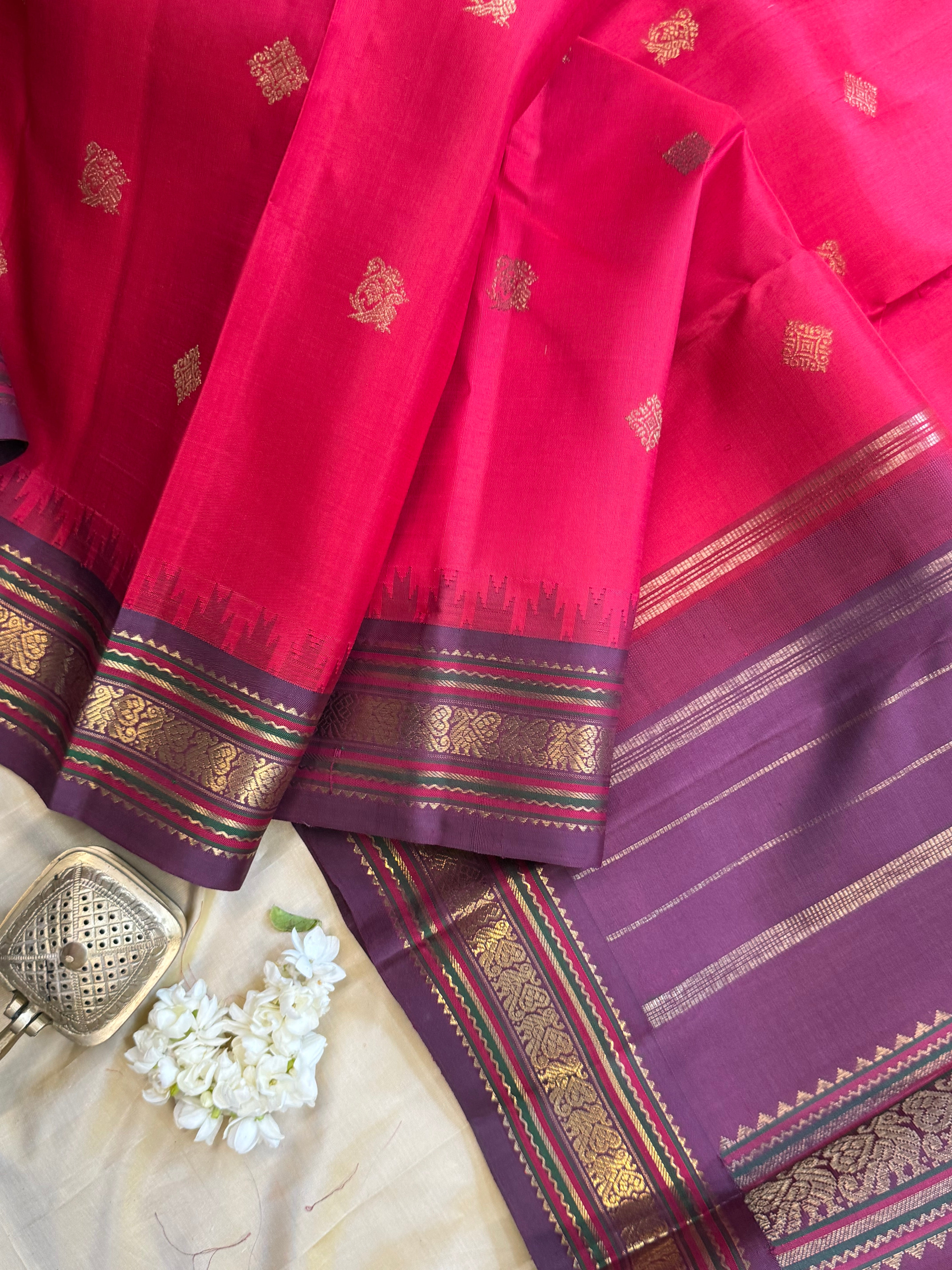 Red small border Korvai / Kanjipuram silk saree