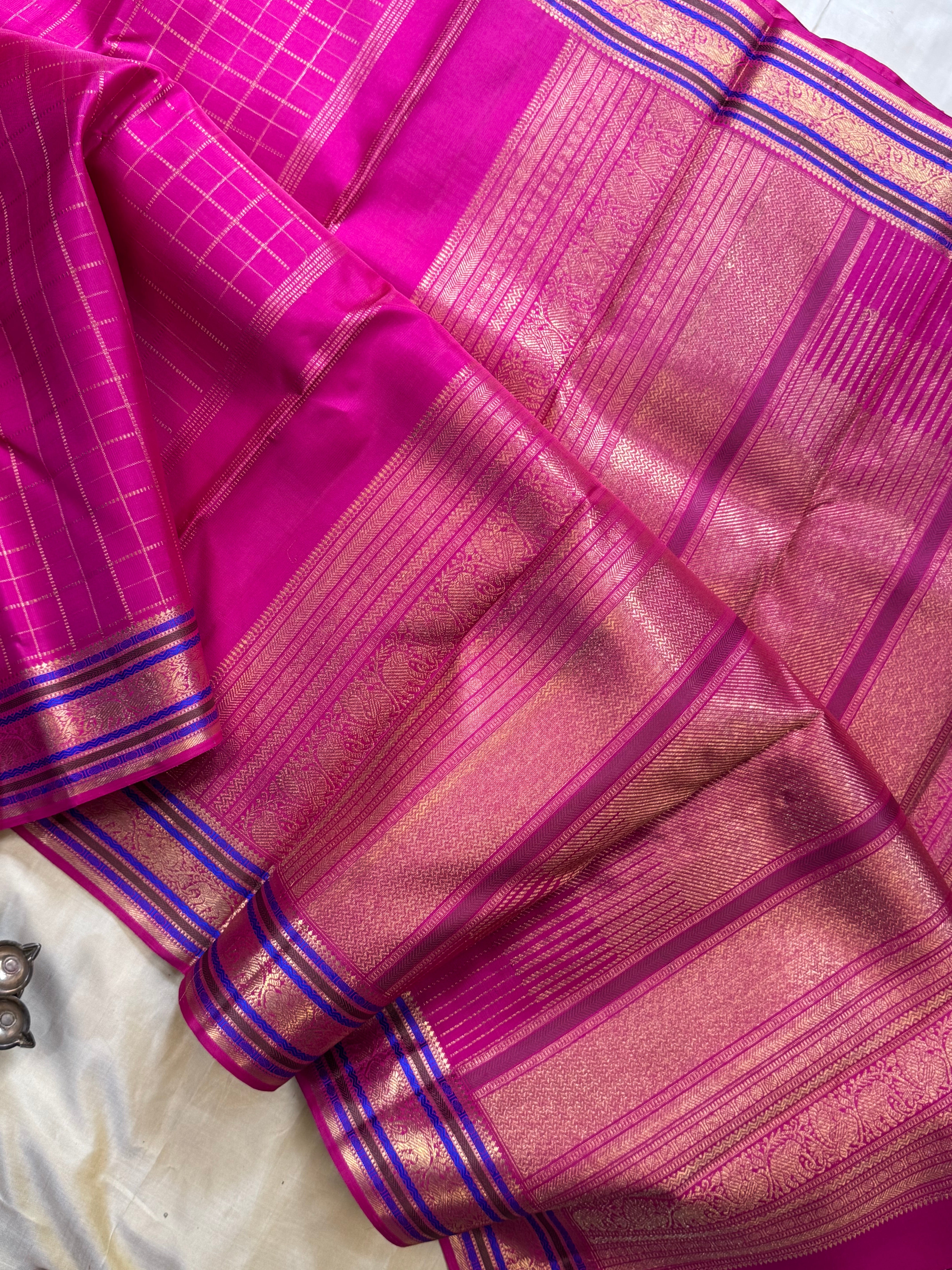 Dark pink zari kattam / kanjipuram silk