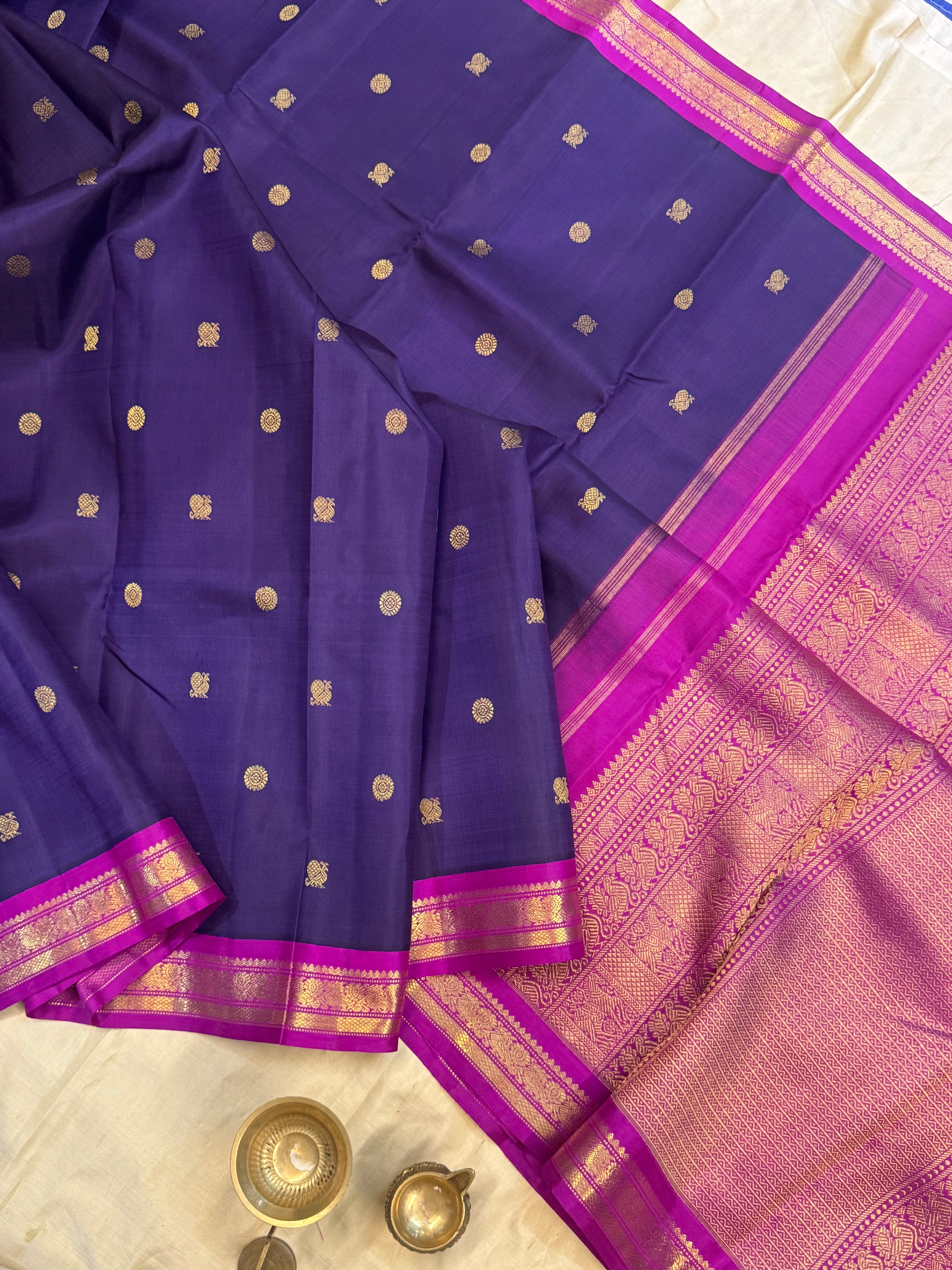 AALAYAM :Deep blue pink border korvai  kanjipuram silk