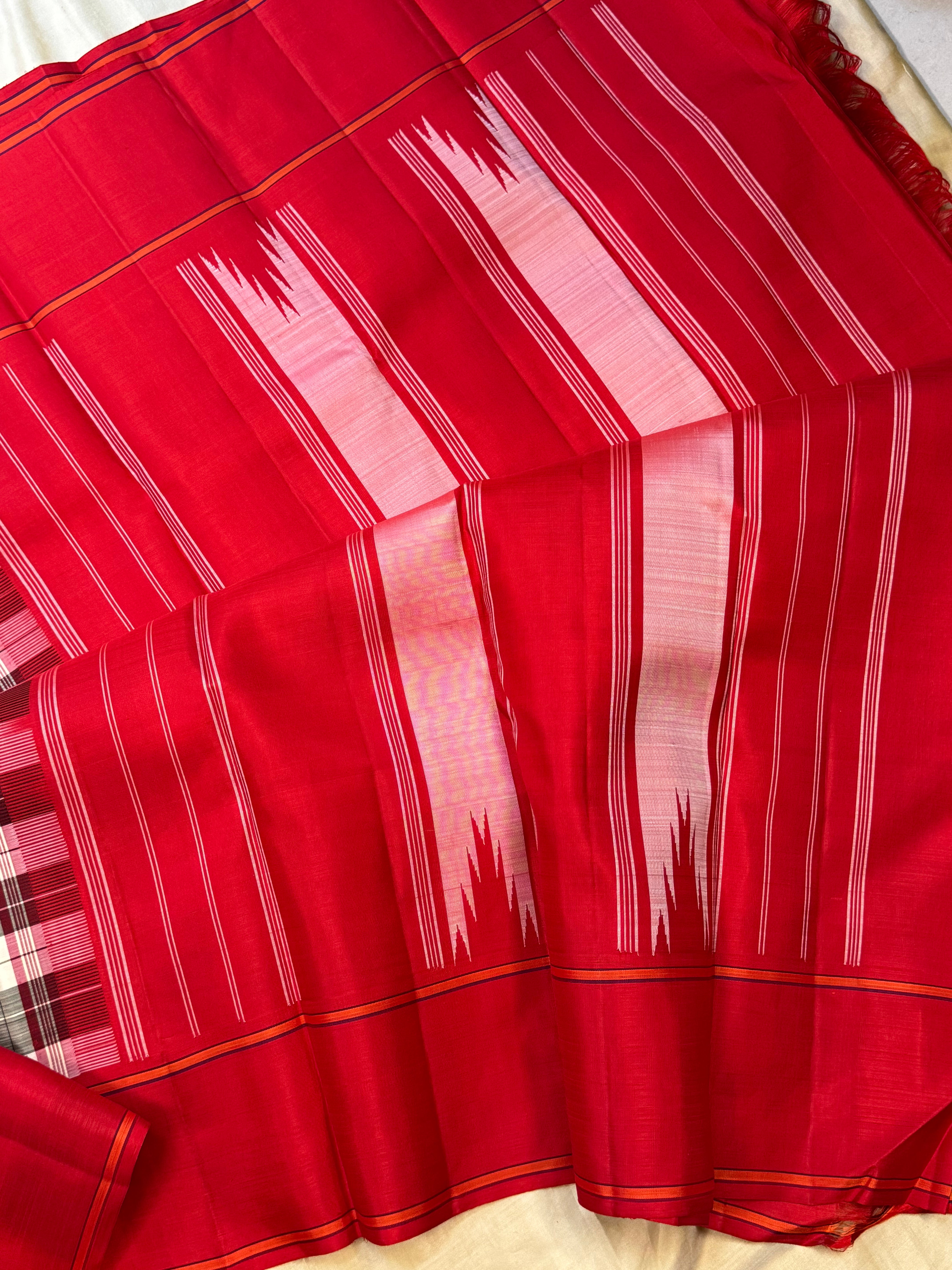 Black and white burberry checks / Arani silk