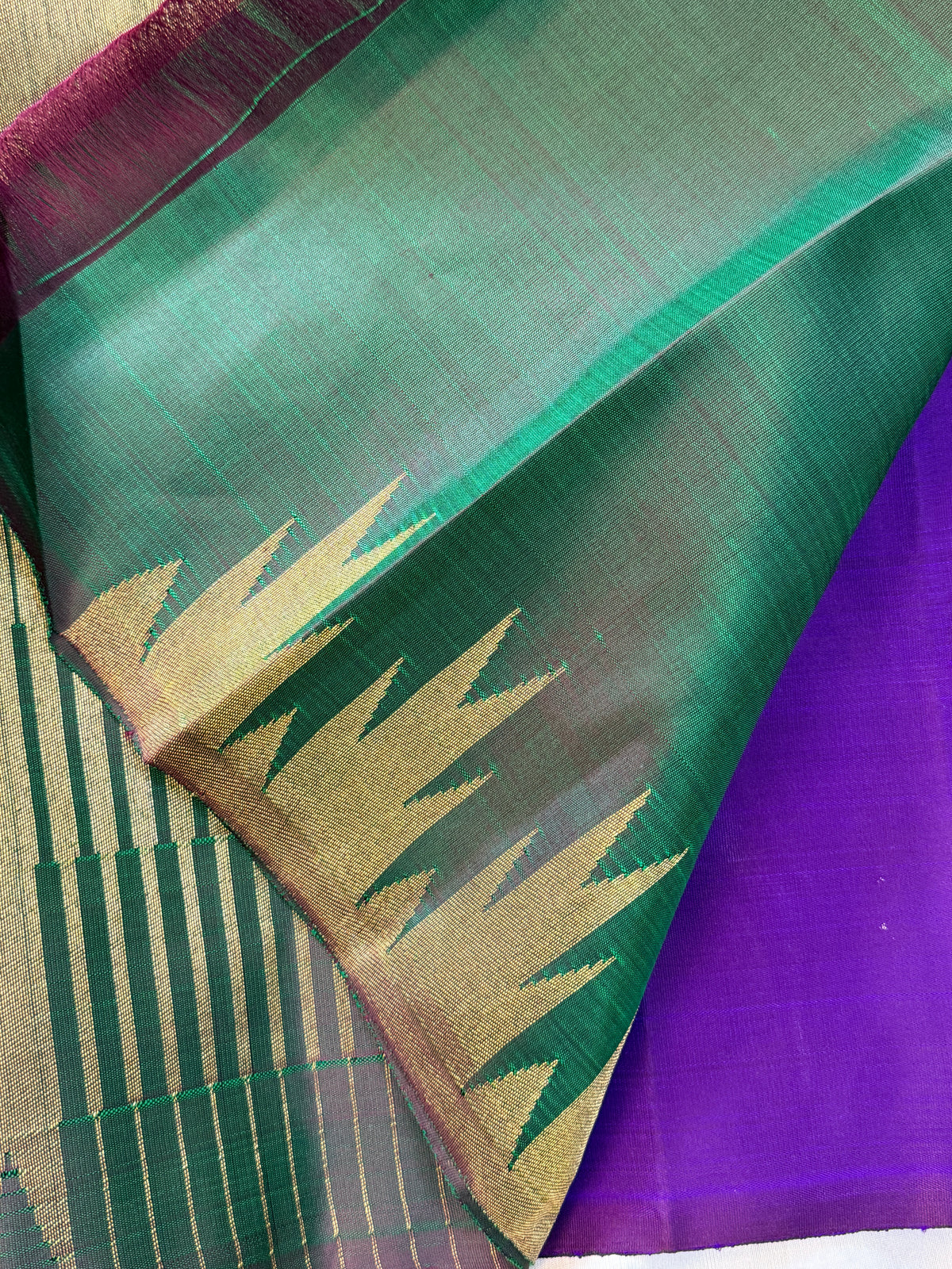 Brinjal 8 kol temple border/ Kanjipuram silk saree CLSA11548