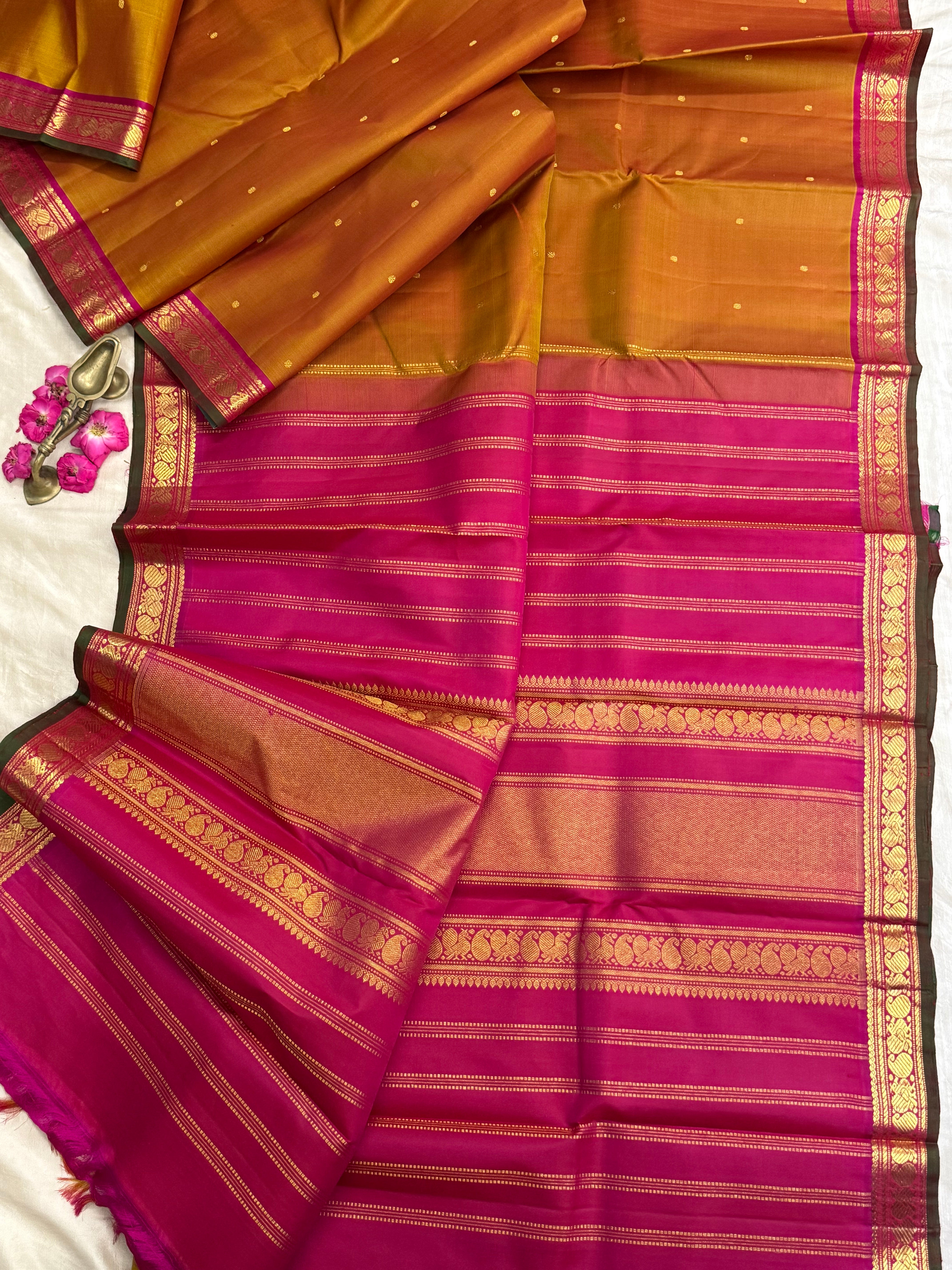 Simha and pink small border/ Arani silk