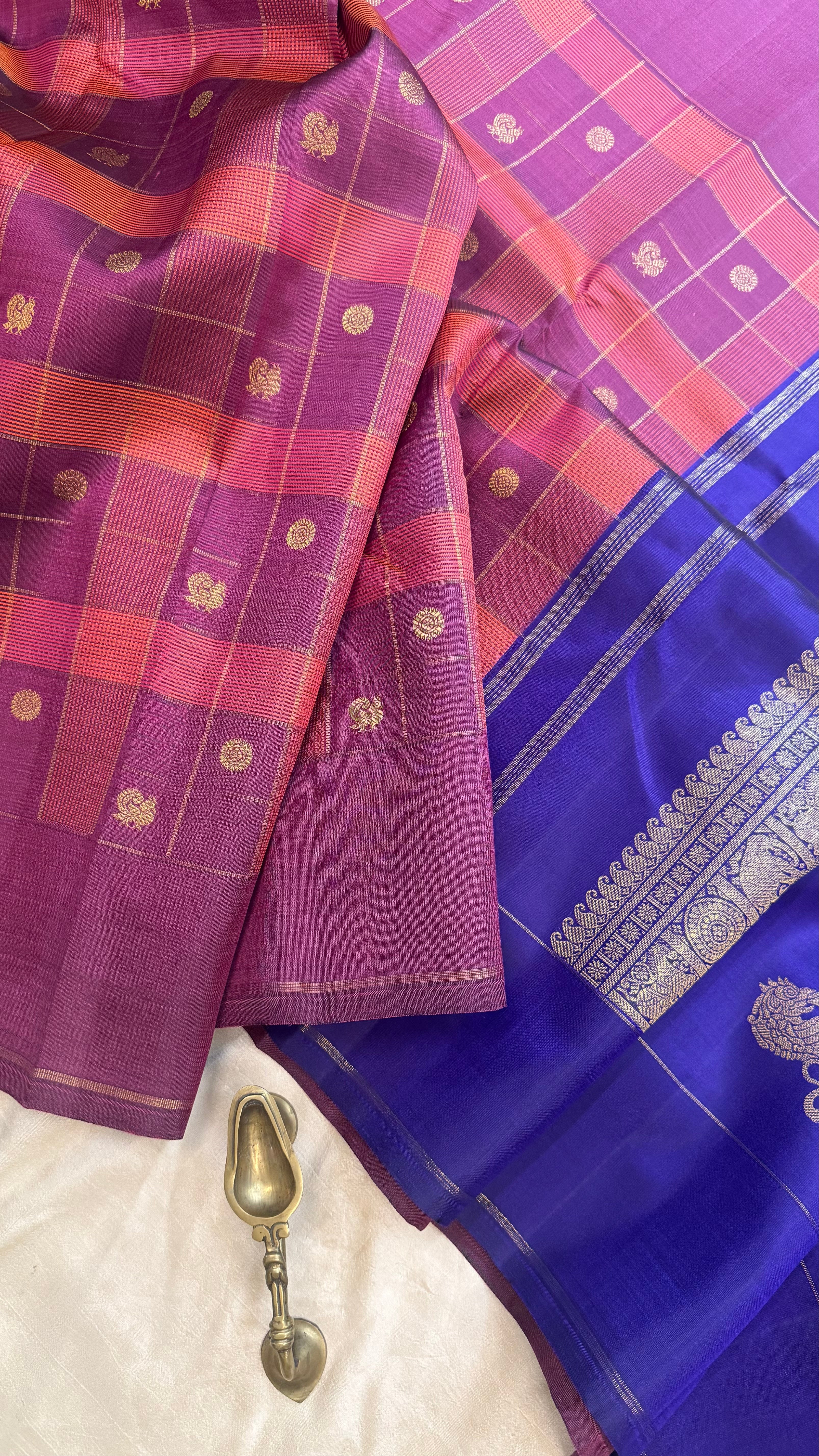 Chocolate brown Chettinad Kattam Butta  / Kanjipuram silk