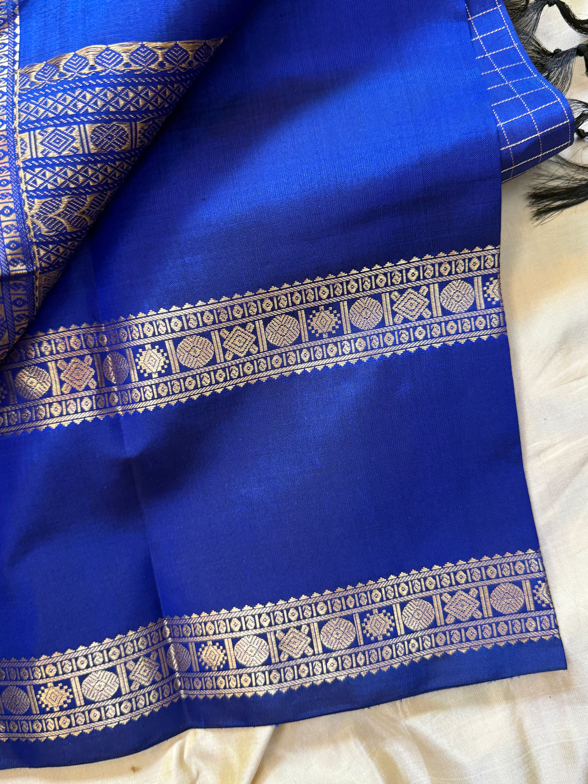 Special edition-Royal blue colour with Zari kattam silk saree/clsa 12549