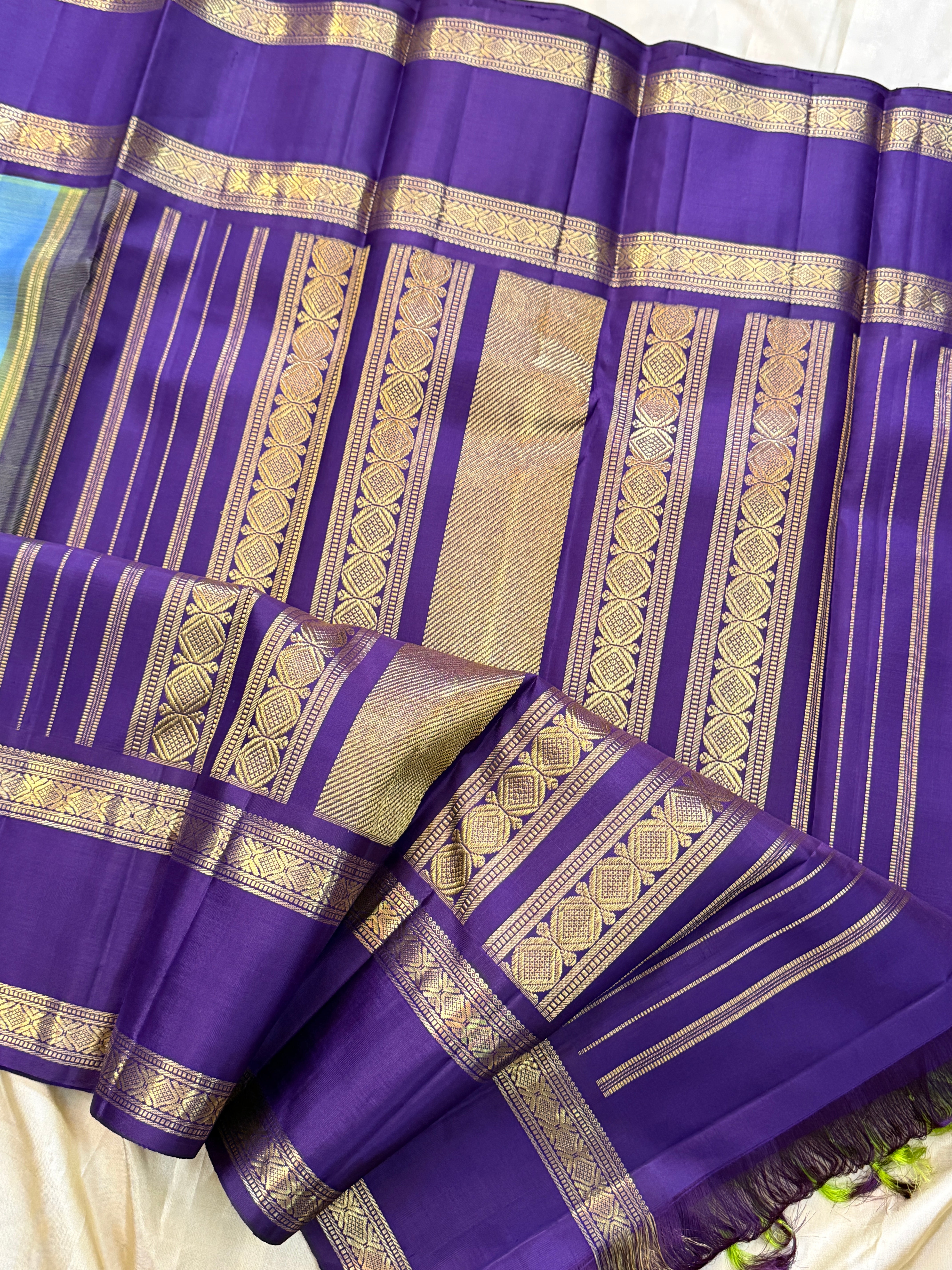 Mayilkazhuthu with Retta pet Korvai / kanjipuram silk sarees CLSA 10131