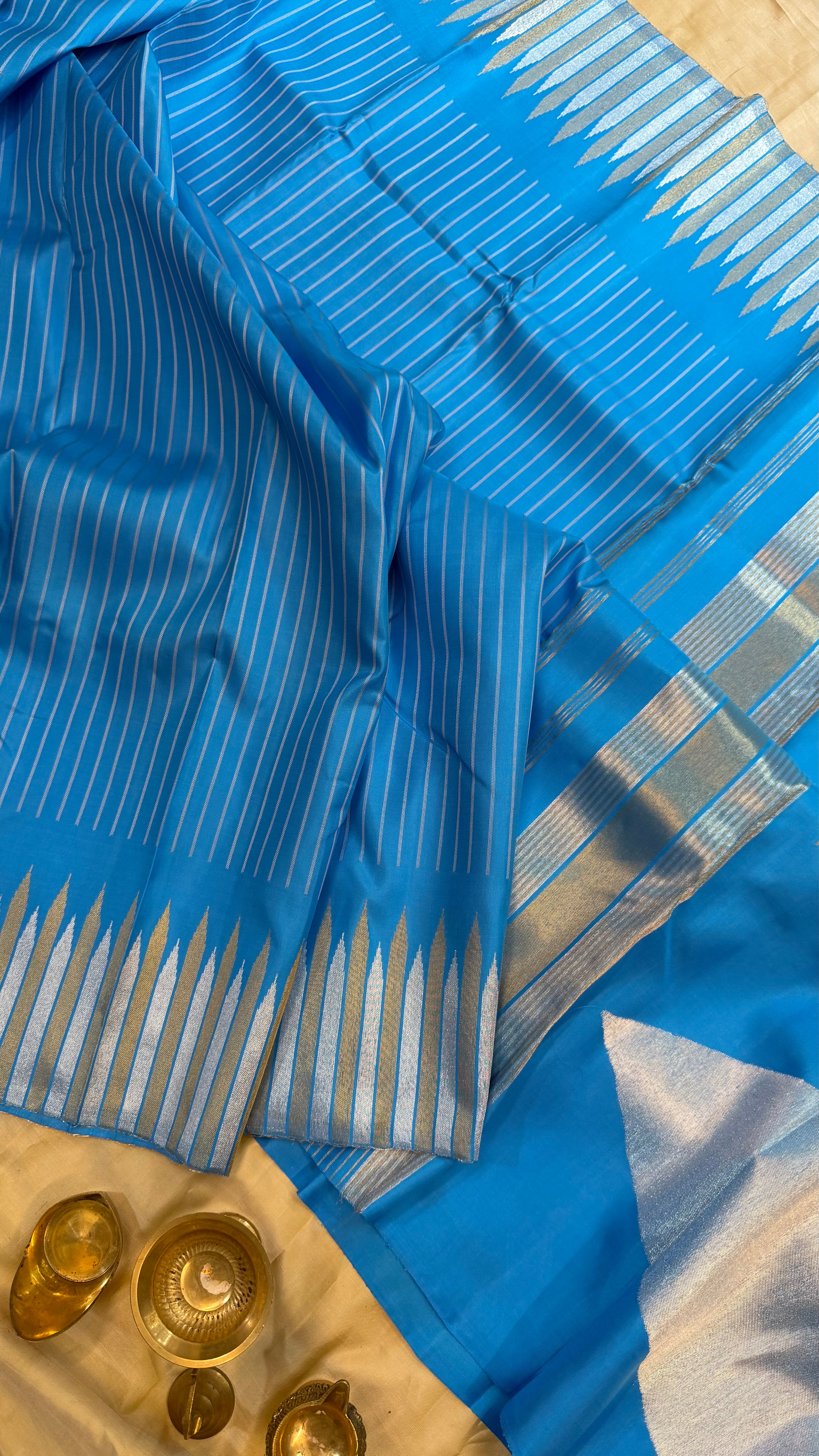 Sky blue 8 Kol master weaver / Kanjipuram silk