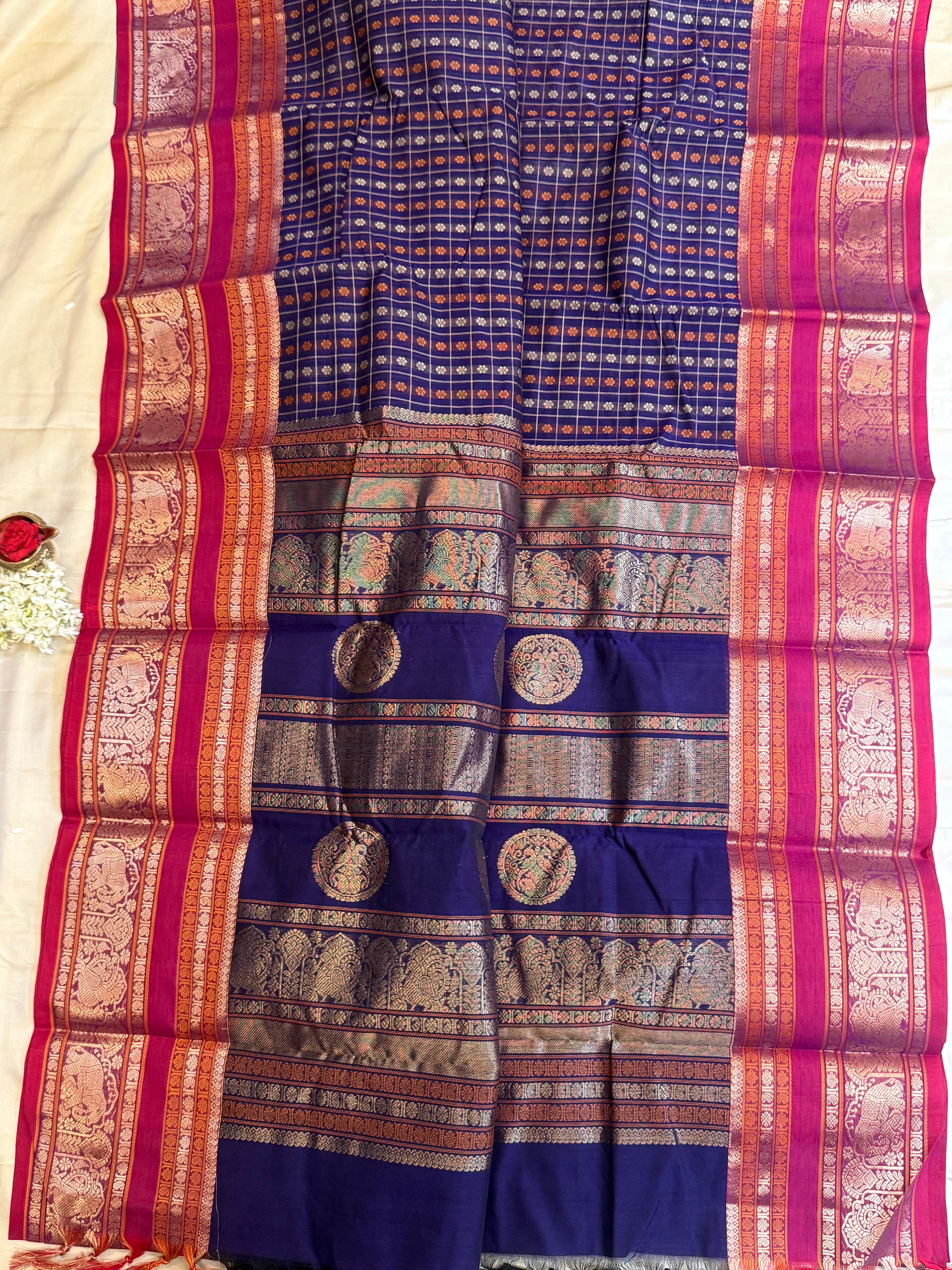Blue lakshambutta/ Kanchi Cotton