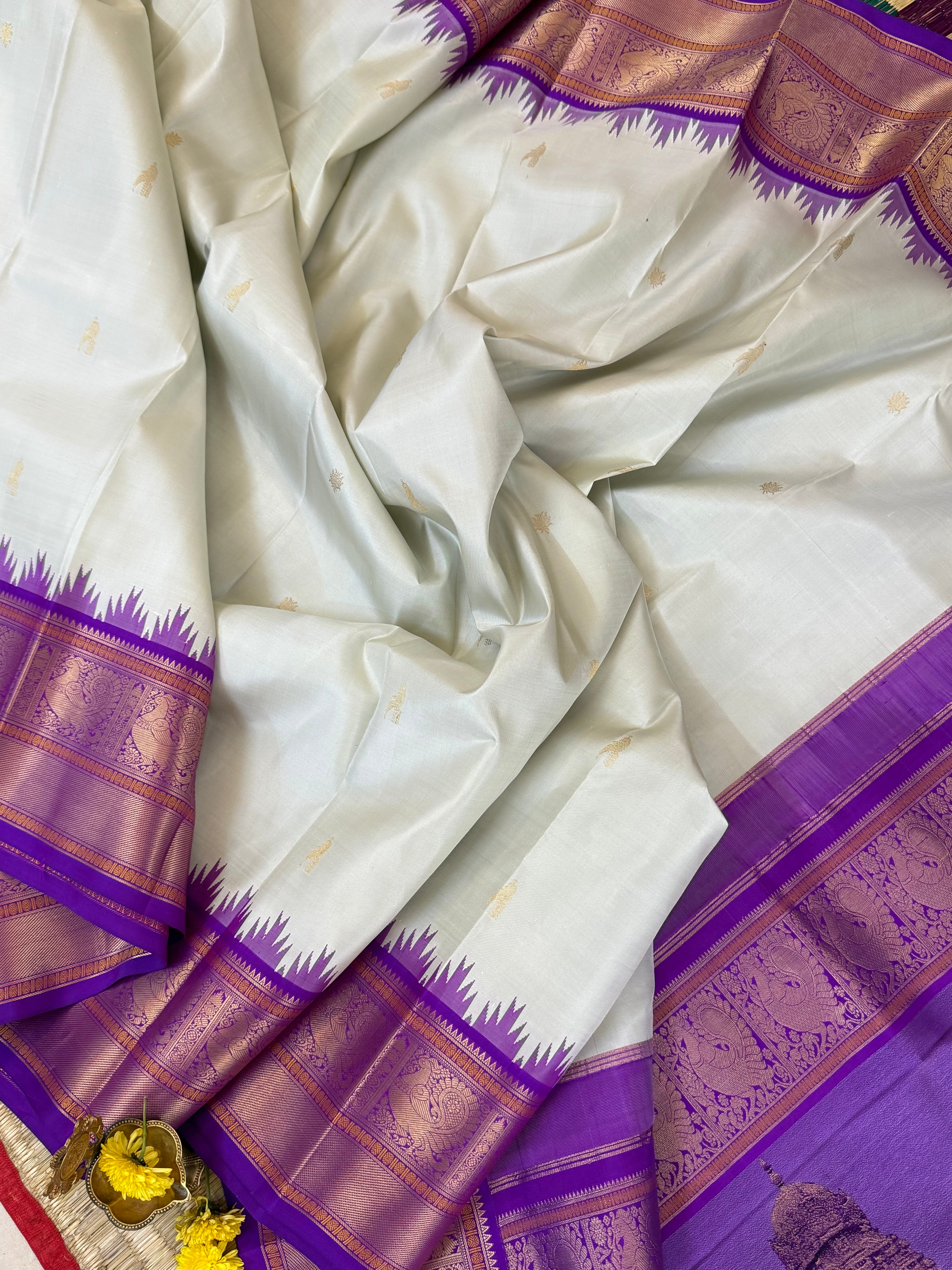 TANJORE PAINTING PALLU SPECIAL EDITION CLSA 10948